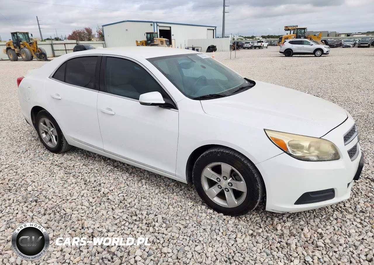 2013 Chevrolet Malibu 1Lt VIN:1G11C5SA3DF177703 - 4