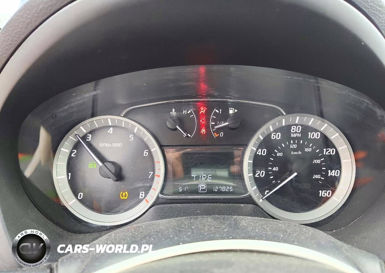 2014 Nissan Sentra Sr VIN:3N1AB7AP3EY289667 - 9