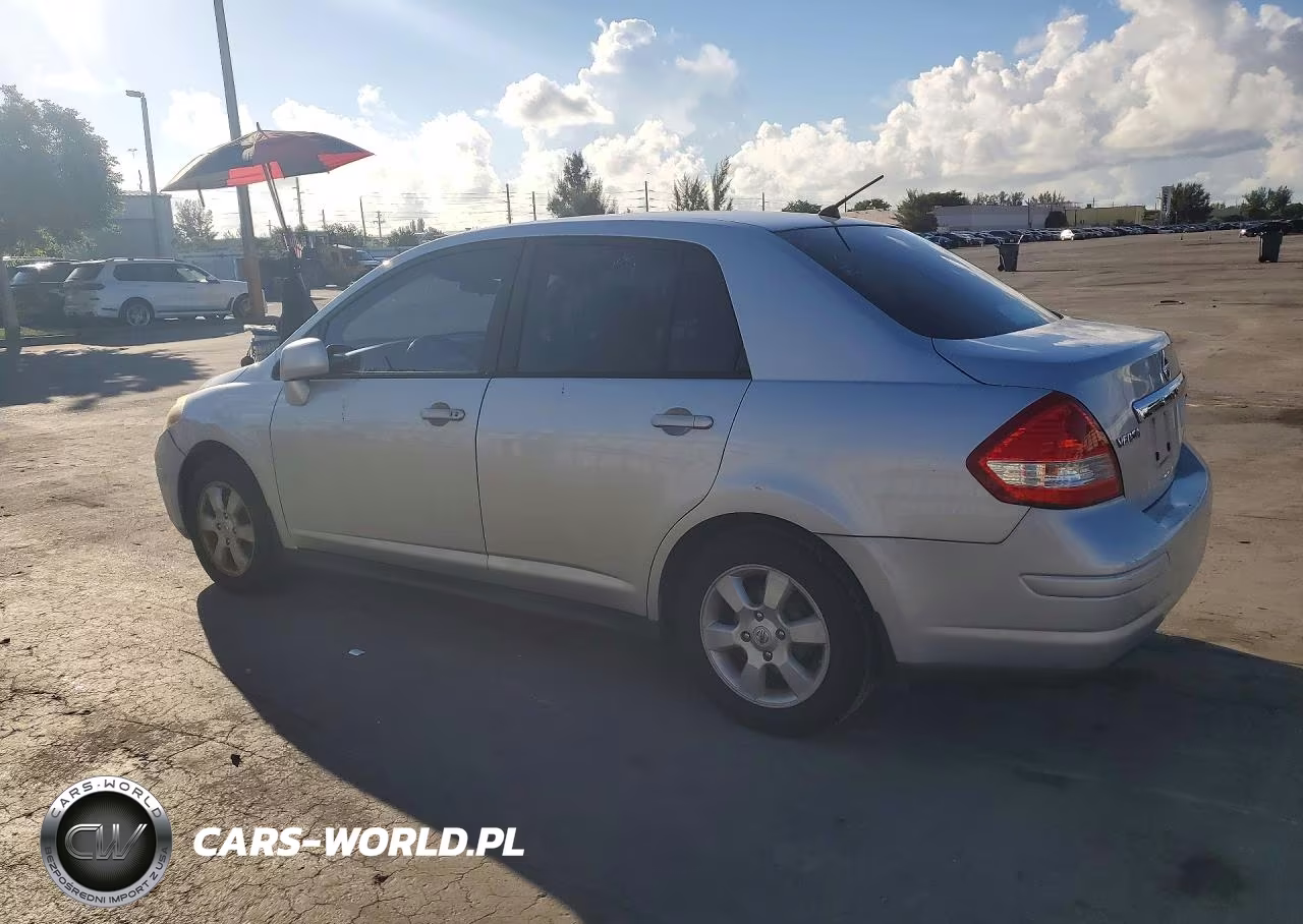 2010 Nissan Versa 1.8 S VIN:3N1BC1AP8AL376471 - 2