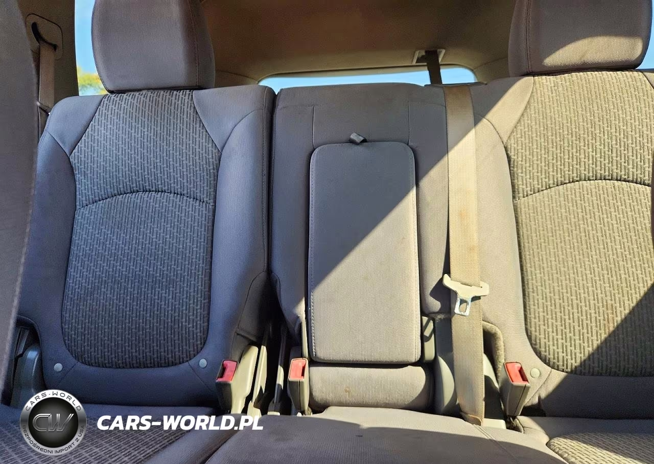 2011 Chevrolet Traverse Ls VIN:1GNKRFED1BJ402904 - 10