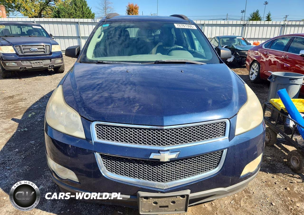 2011 Chevrolet Traverse Ls VIN:1GNKRFED1BJ402904 - 5