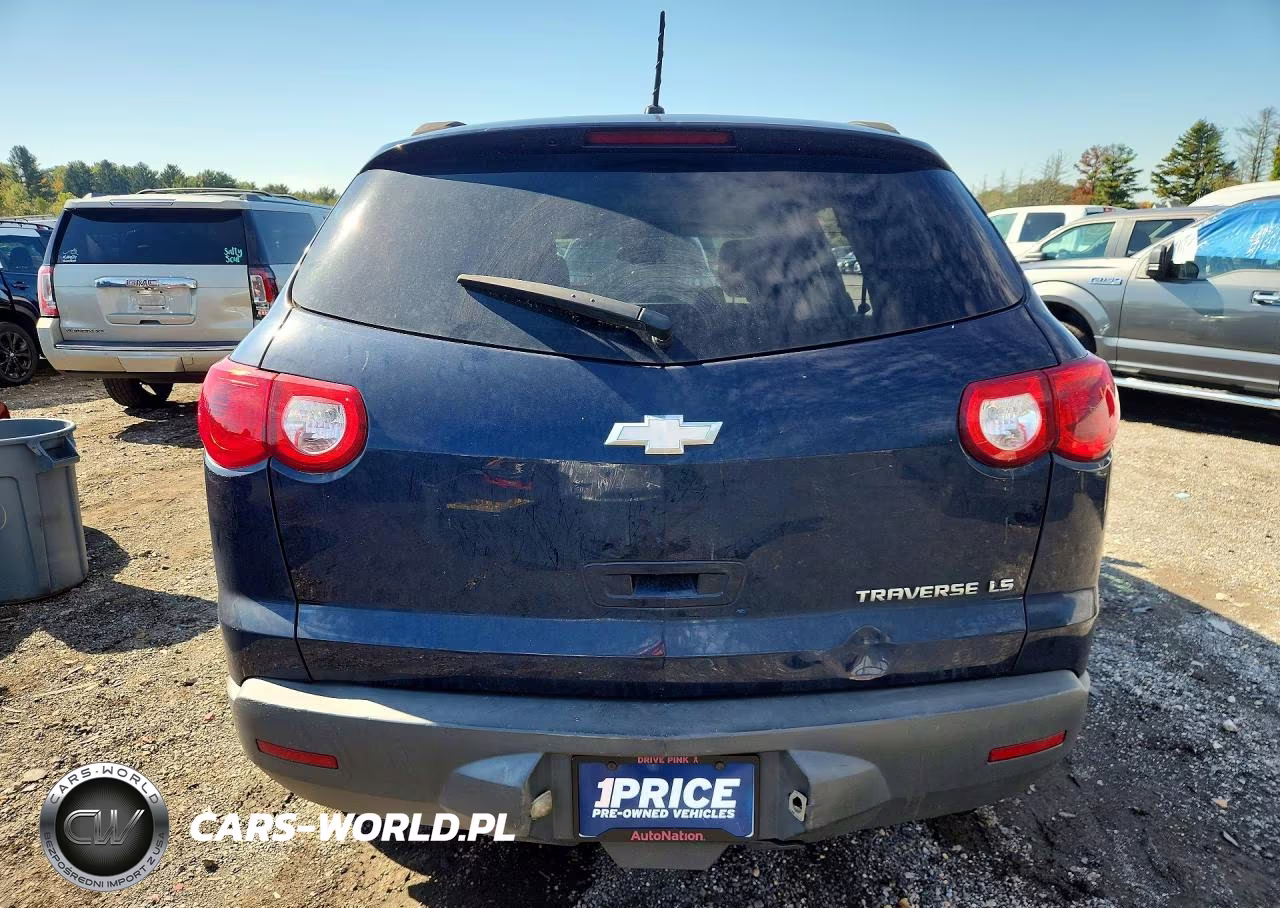 2011 Chevrolet Traverse Ls VIN:1GNKRFED1BJ402904 - 6