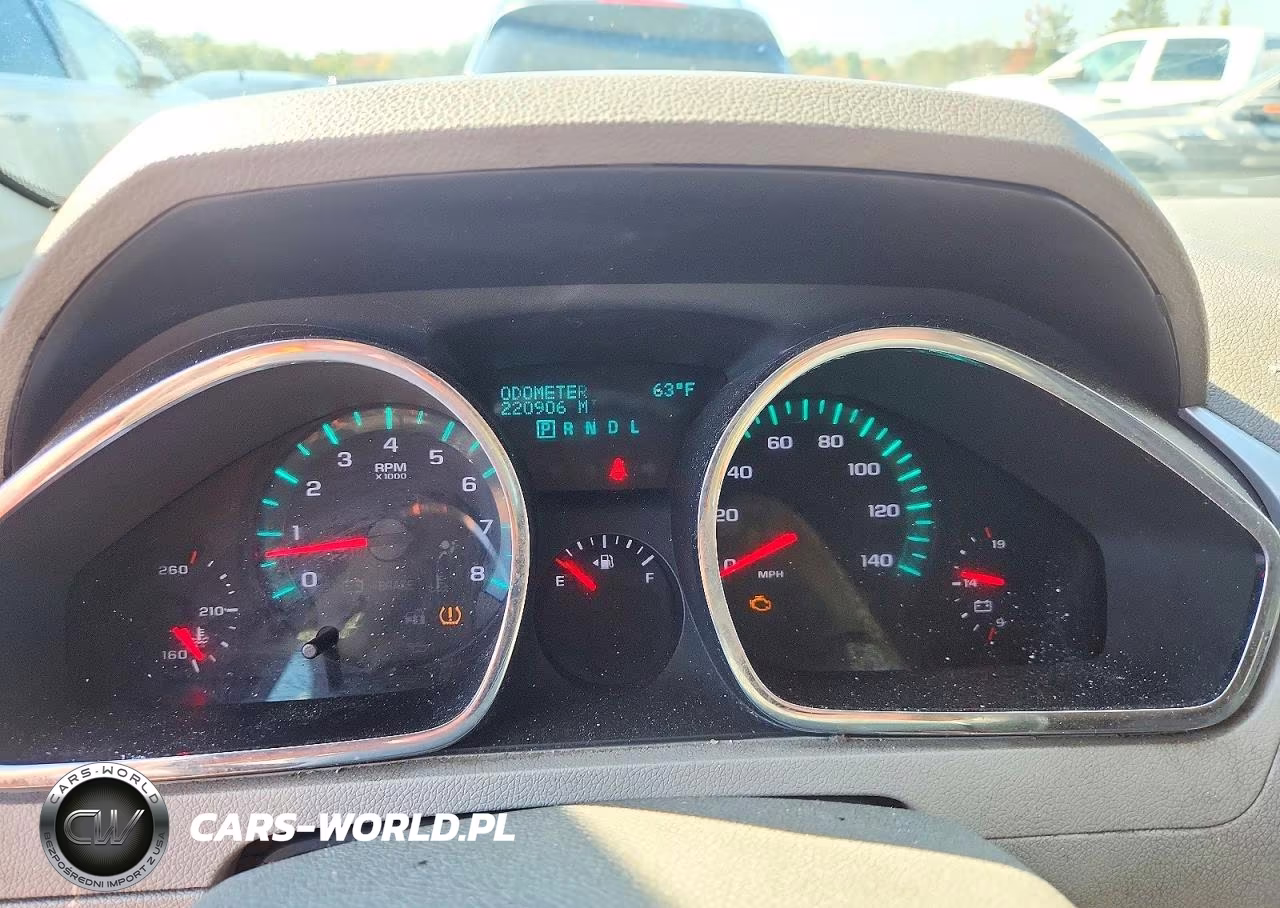 2011 Chevrolet Traverse Ls VIN:1GNKRFED1BJ402904 - 9