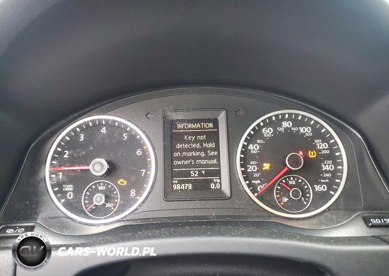 2017 Volkswagen Tiguan Wolfsburg VIN:WVGRV7AX1HW502324 - 9