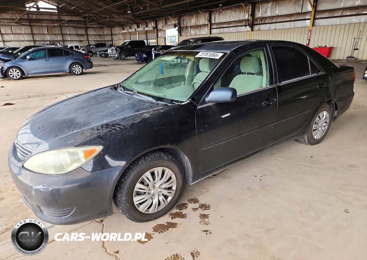 2005 Toyota Camry Le