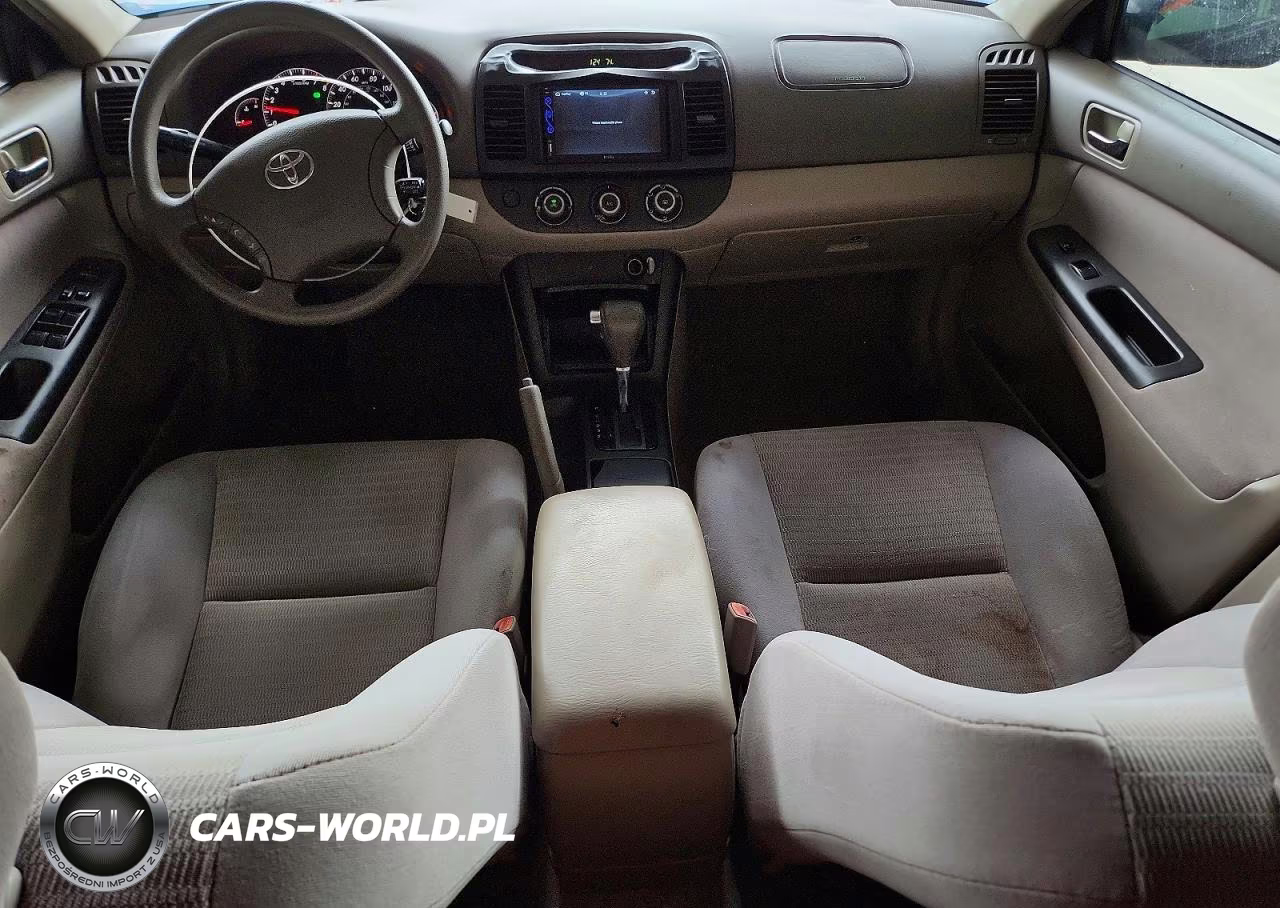 2005 Toyota Camry Le VIN:4T1BE30K75U402445 - 8