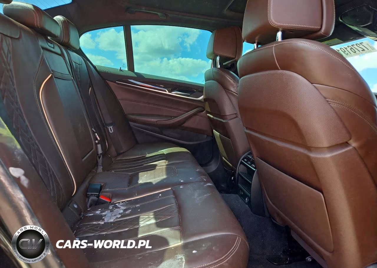 2018 BMW 530E VIN:WBAJA9C53JB034434 - 10