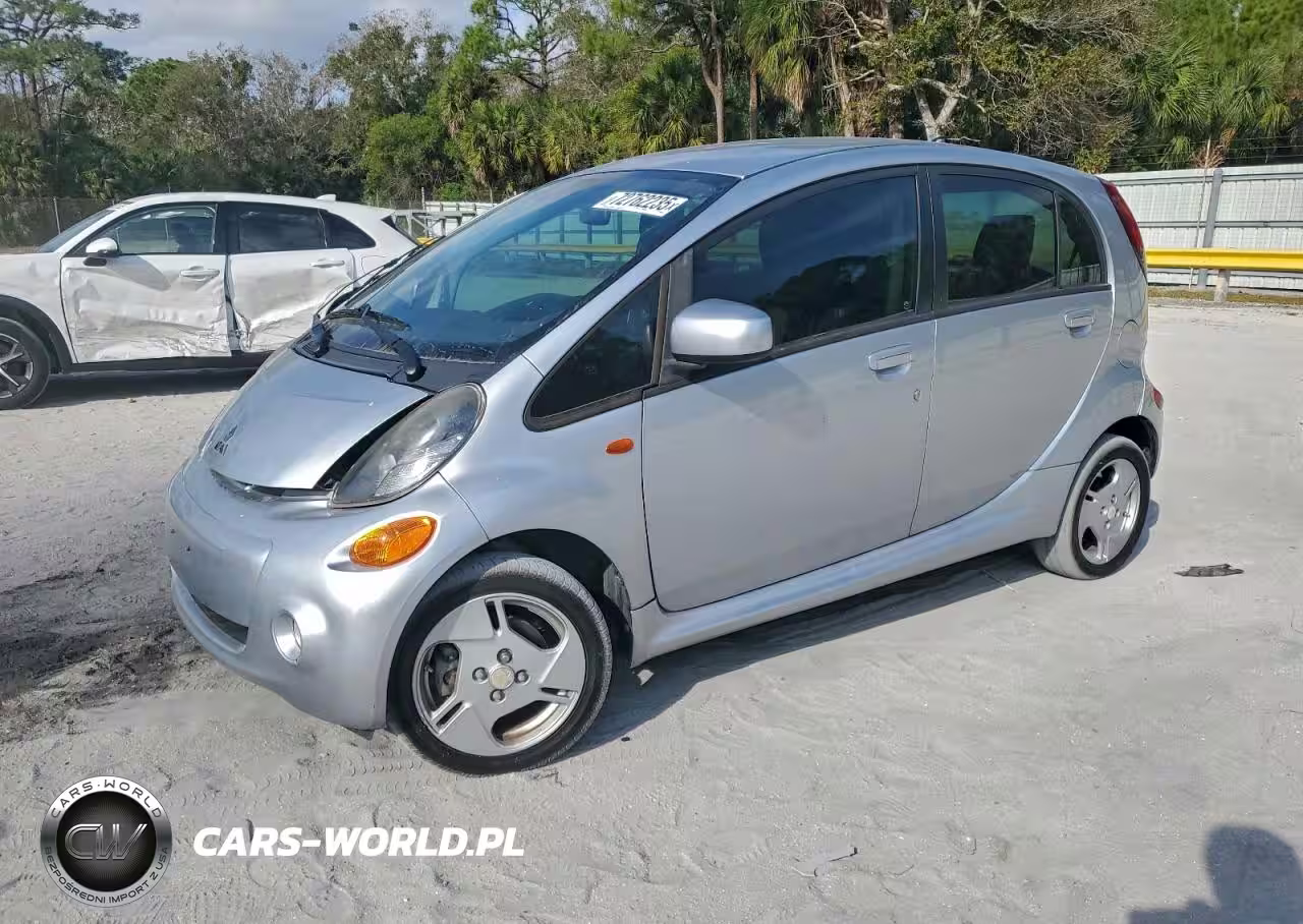 2016 Mitsubishi I Miev Es