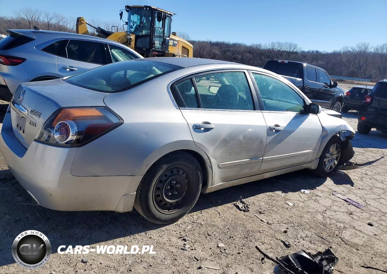 2010 Nissan Altima 2.5 VIN:1N4AL2AP8AN561057 - 3