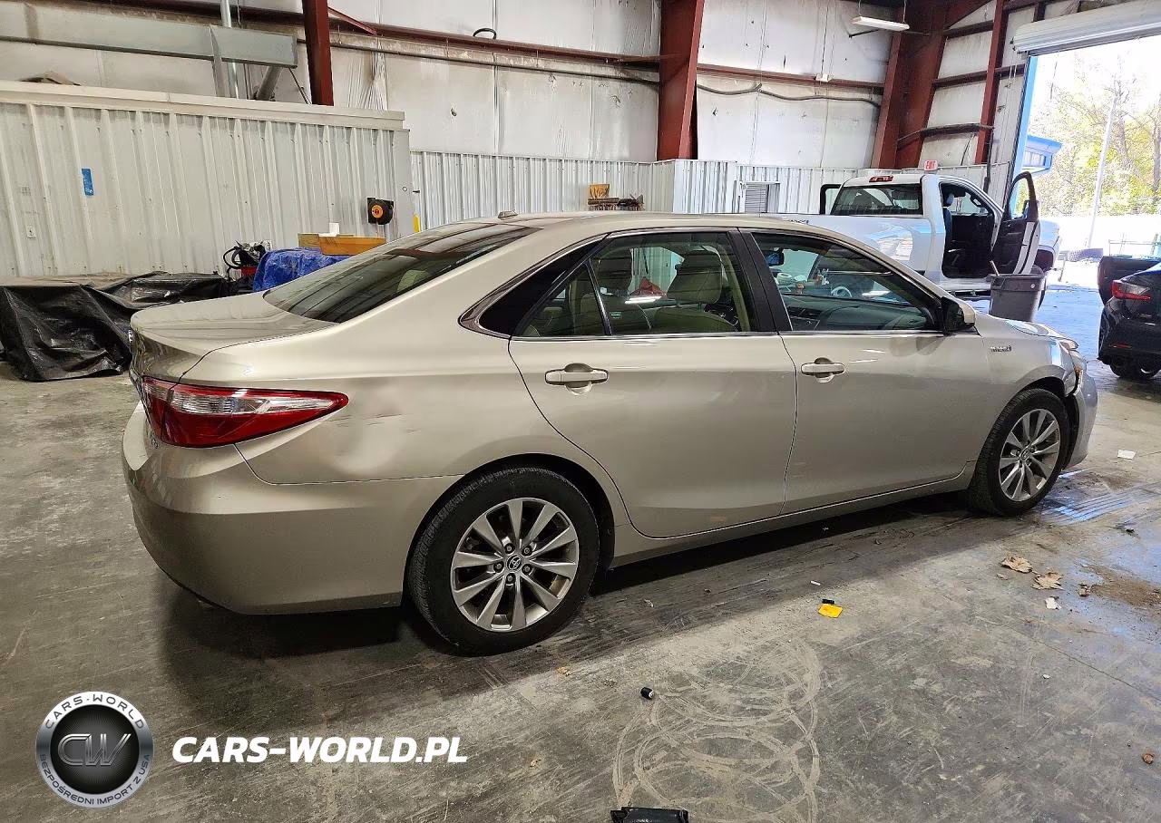 2015 Toyota Camry Hybrid Xle VIN:4T1BD1FK8FU163858 - 3