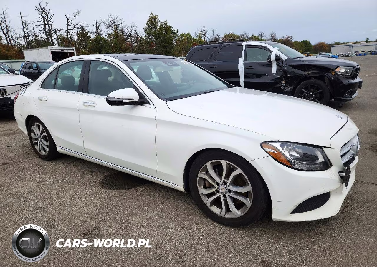 2016 Mercedes-Benz C 300 4Matic VIN:55SWF4KB4GU157409 - 4