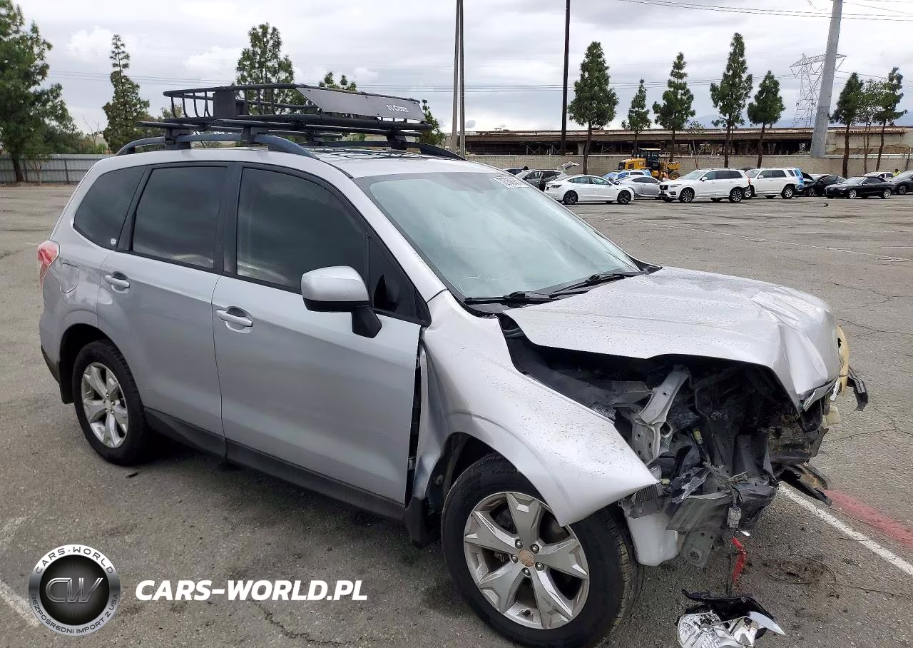 2014 Subaru Forester 2.5I Premium VIN:JF2SJAECXEH515872 - 4