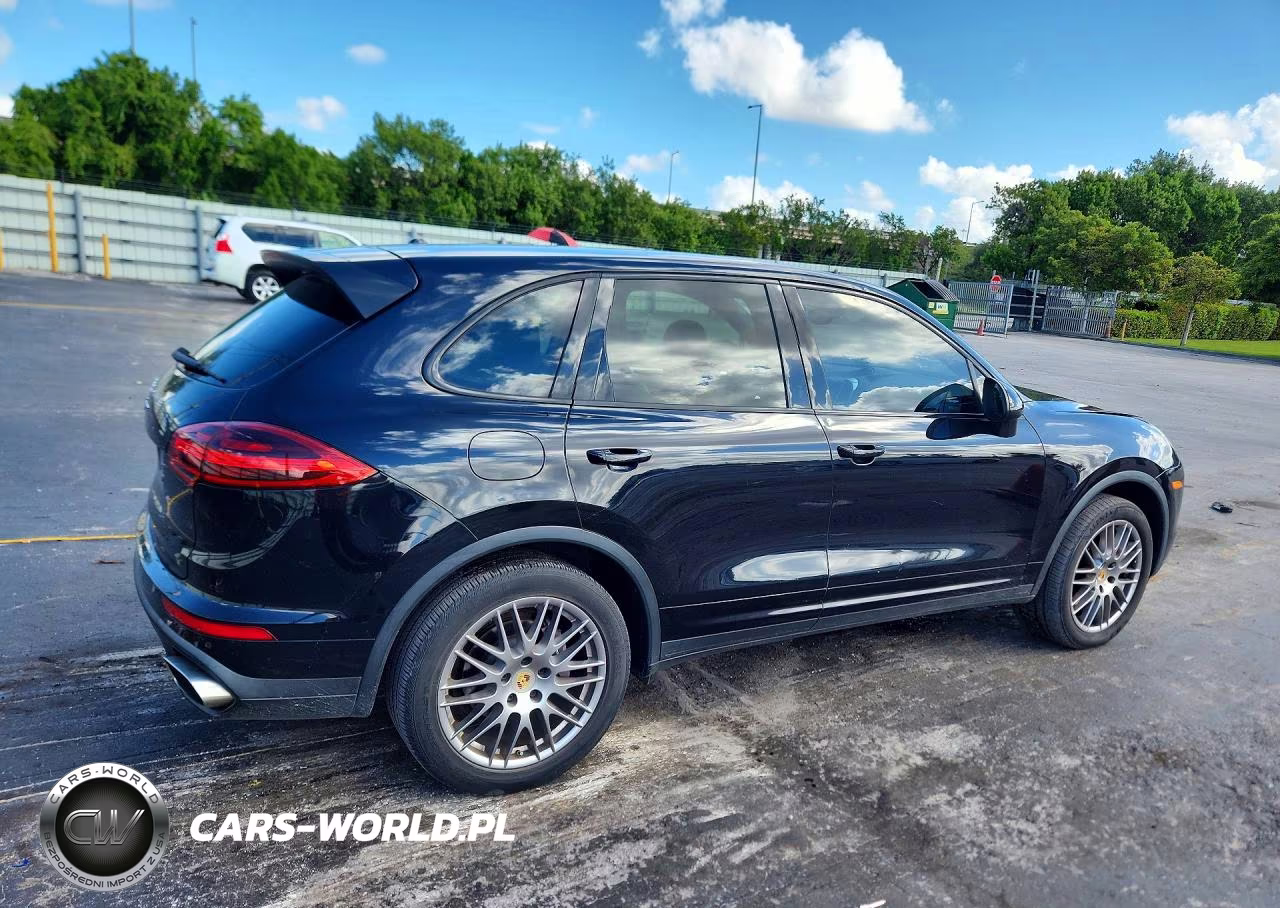 2016 Porsche Cayenne VIN:WP1AA2A26GKA10641 - 3