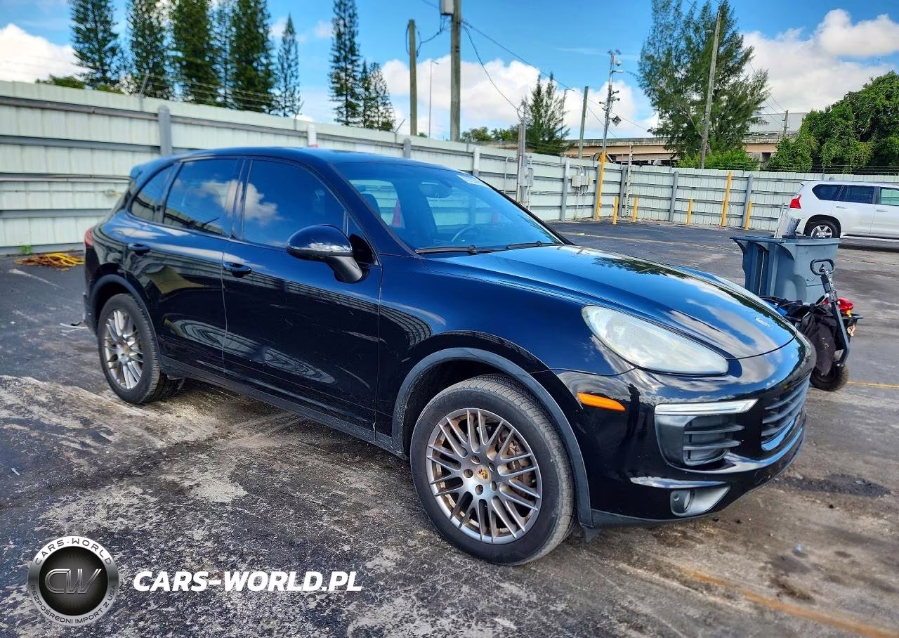 2016 Porsche Cayenne VIN:WP1AA2A26GKA10641 - 4