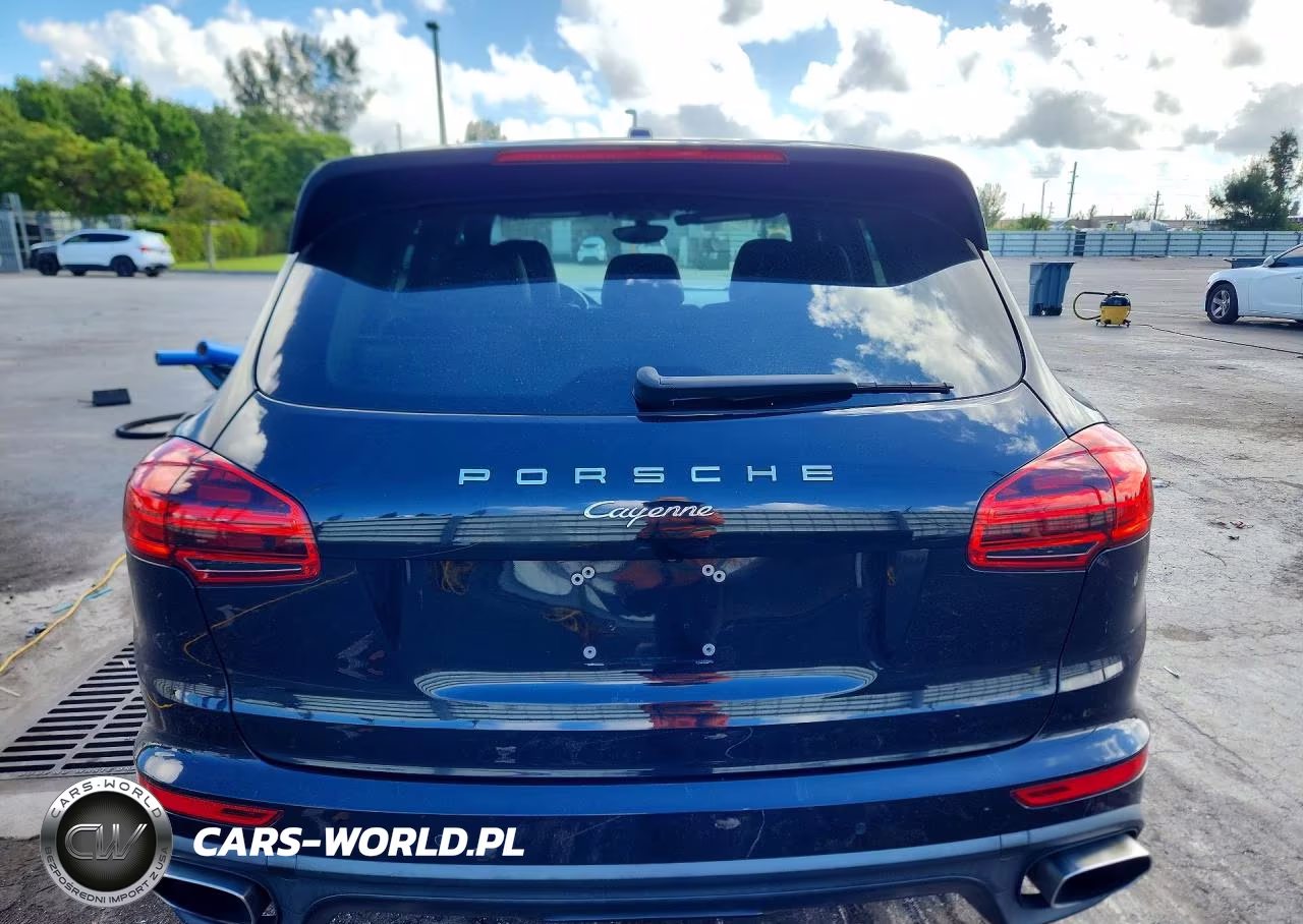 2016 Porsche Cayenne VIN:WP1AA2A26GKA10641 - 6