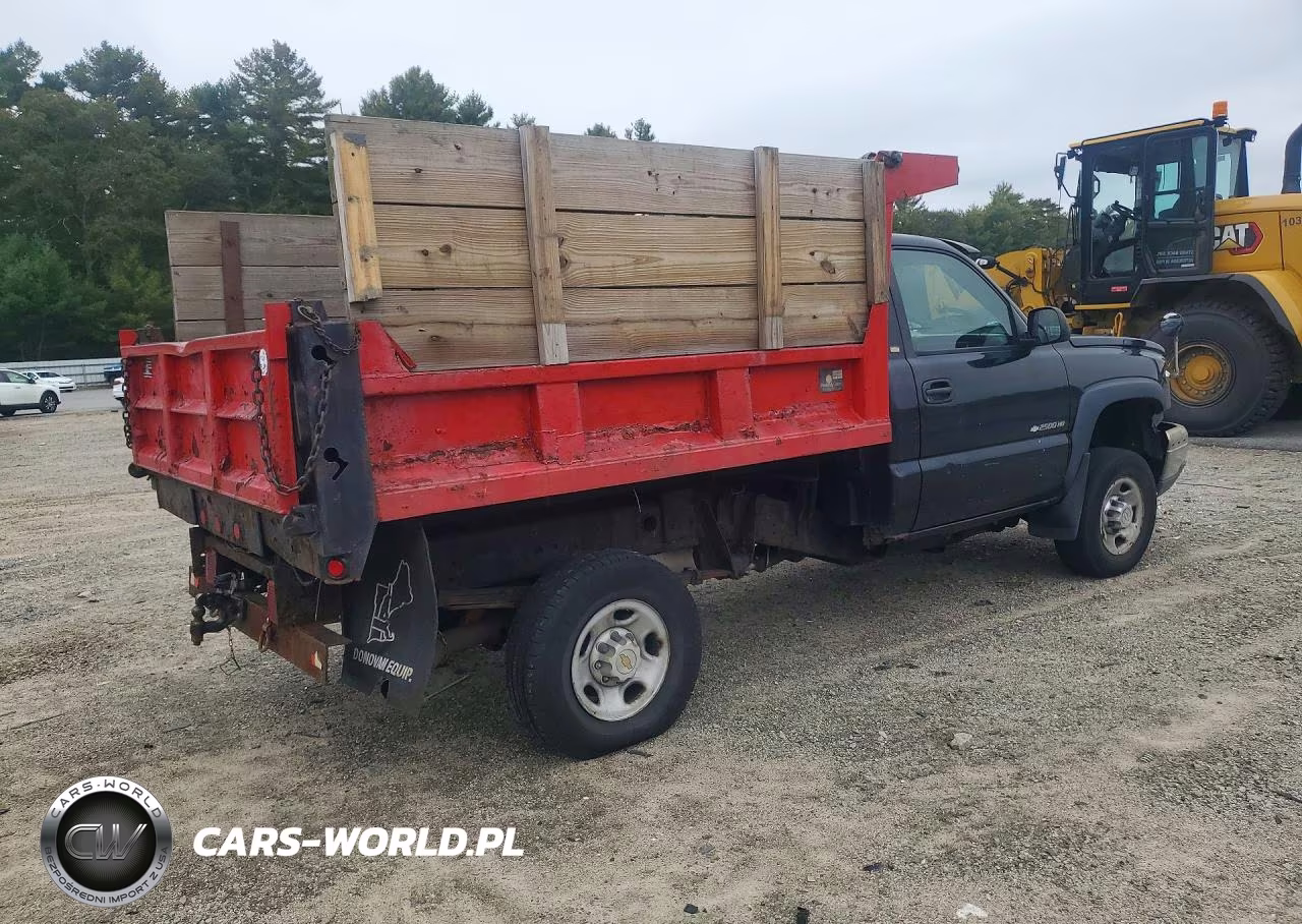 2004 Chevrolet Silverado K2500 Heavy Duty Dump Truck VIN:1GCHK24U84E368358 - 3