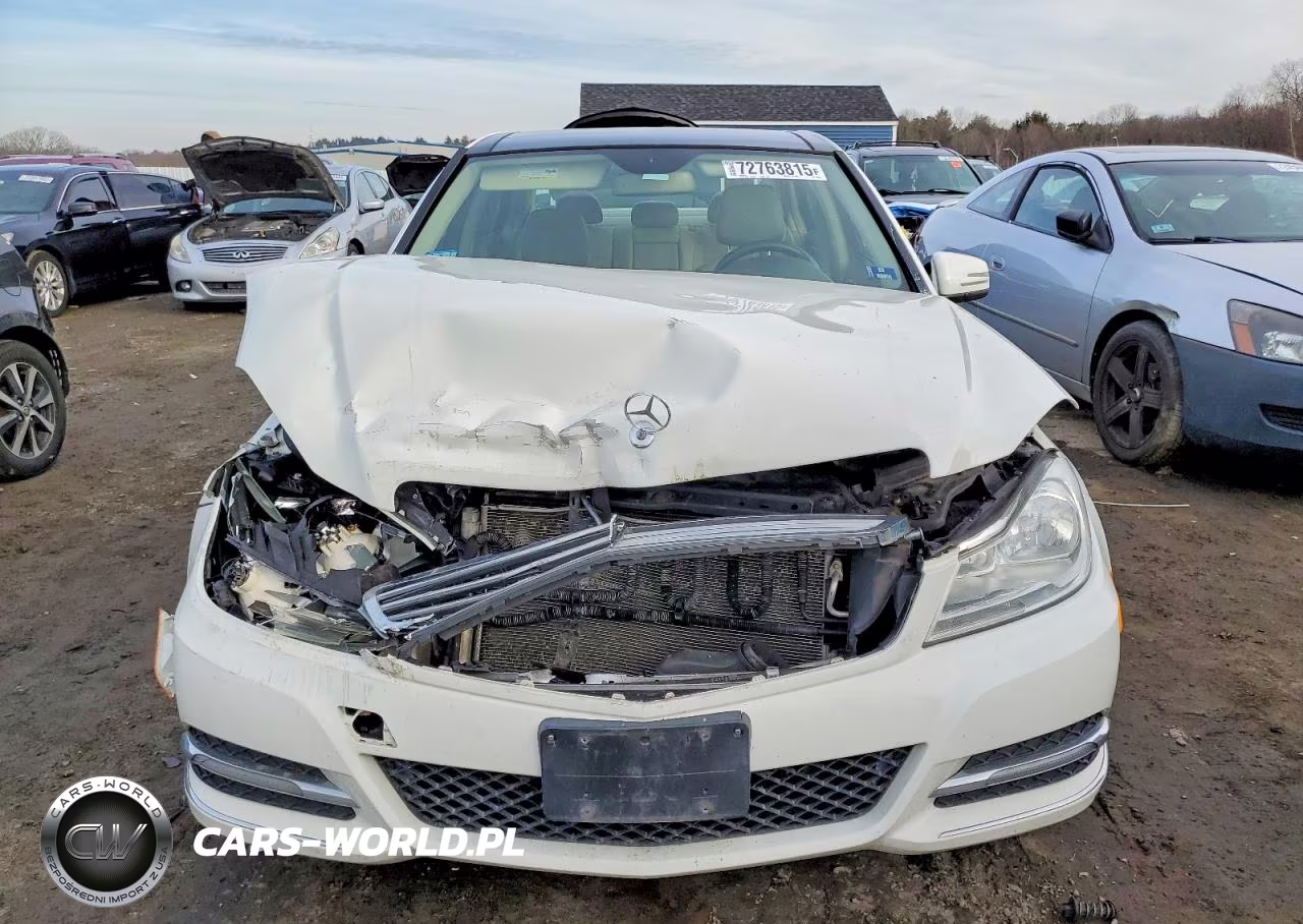 2012 Mercedes-Benz C 300 4Matic VIN:WDDGF8BB3CR197262 - 5
