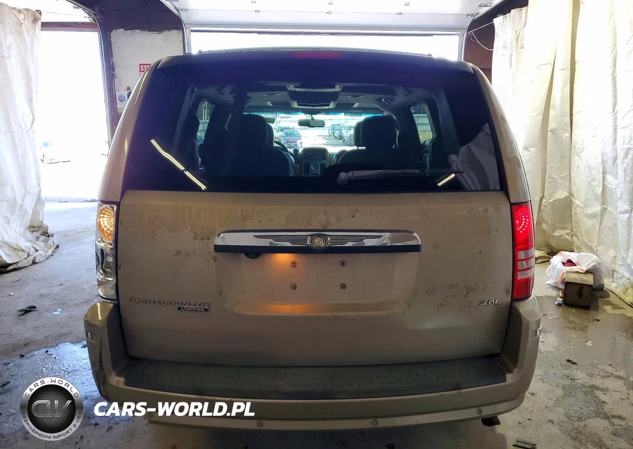 2008 Chrysler Town & Country Limited VIN:2A8HR64X88R645928 - 6