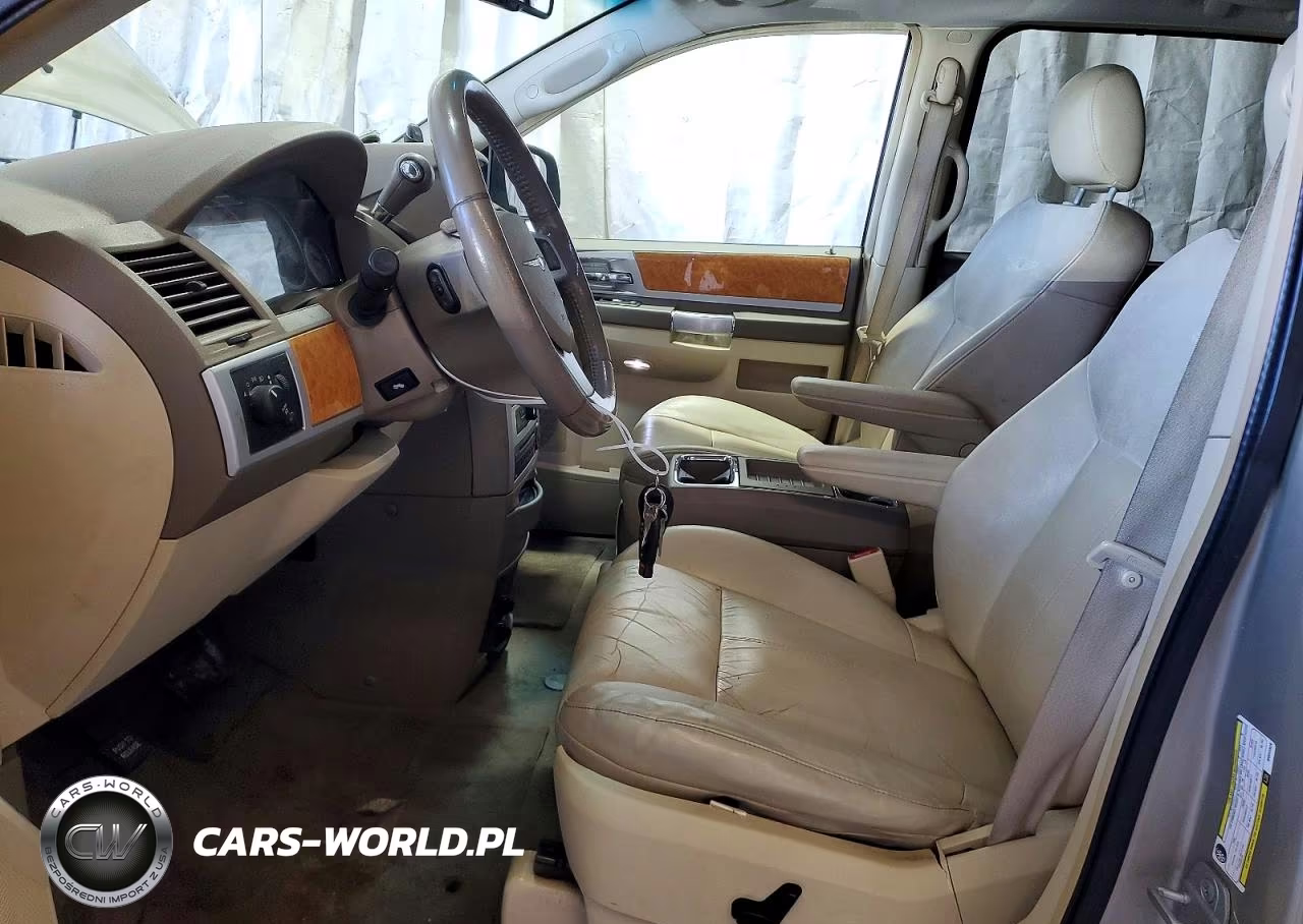 2008 Chrysler Town & Country Limited VIN:2A8HR64X88R645928 - 7