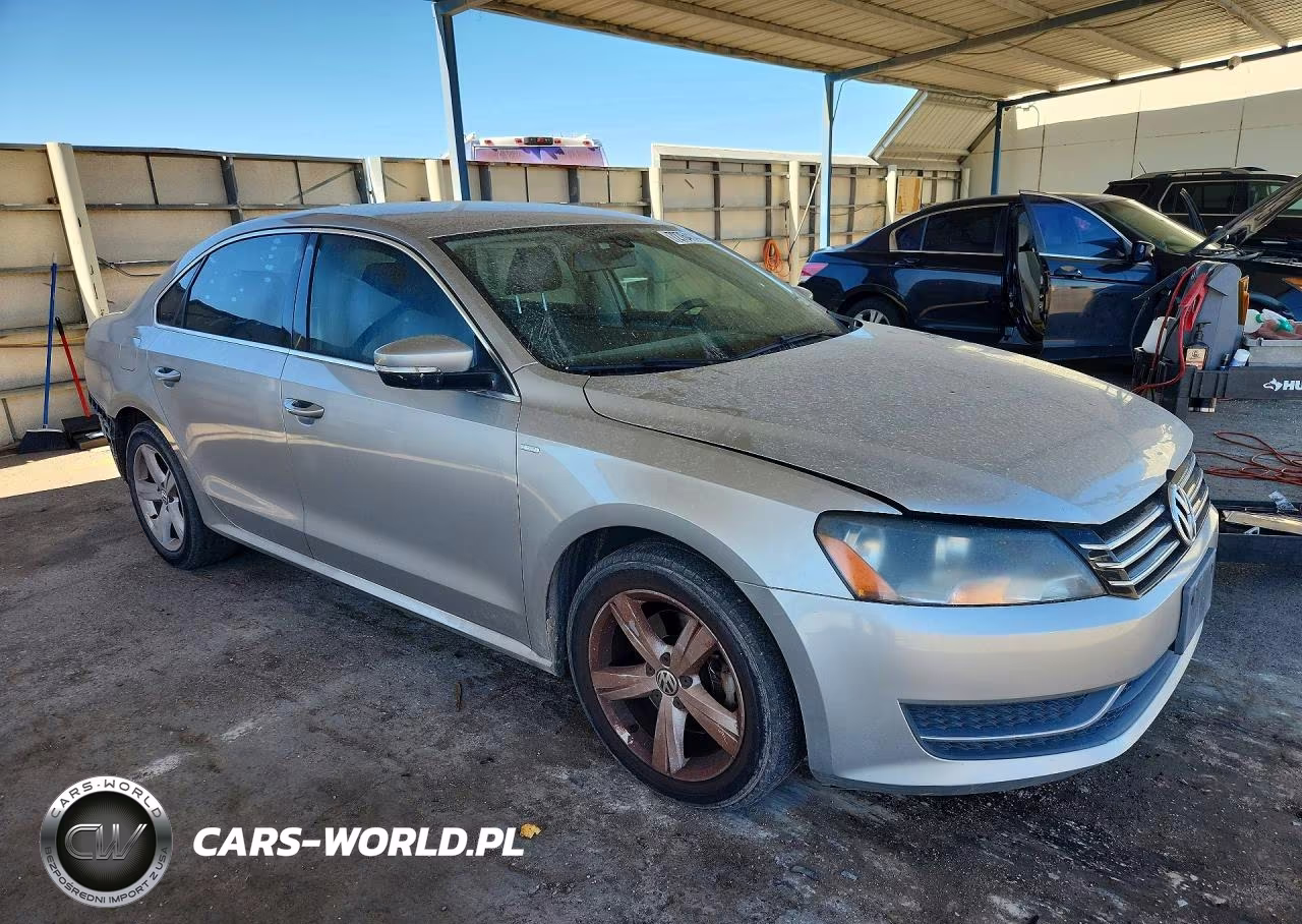 2014 Volkswagen Passat S VIN:1VWAT7A32EC043044 - 4
