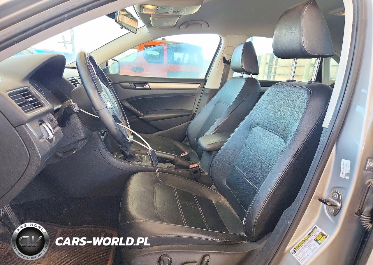 2014 Volkswagen Passat S VIN:1VWAT7A32EC043044 - 7