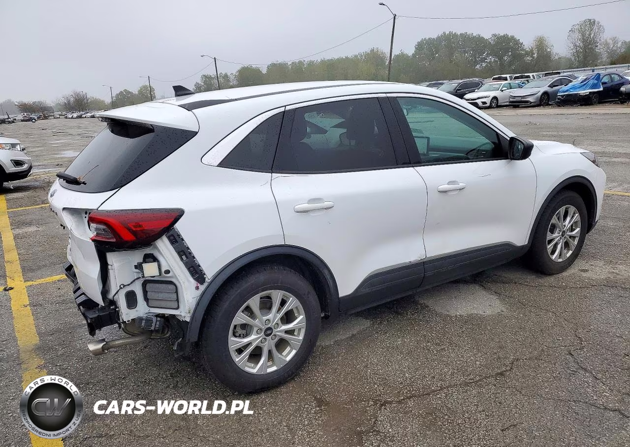2023 Ford Escape Active VIN:1FMCU0GN3PUA17618 - 3