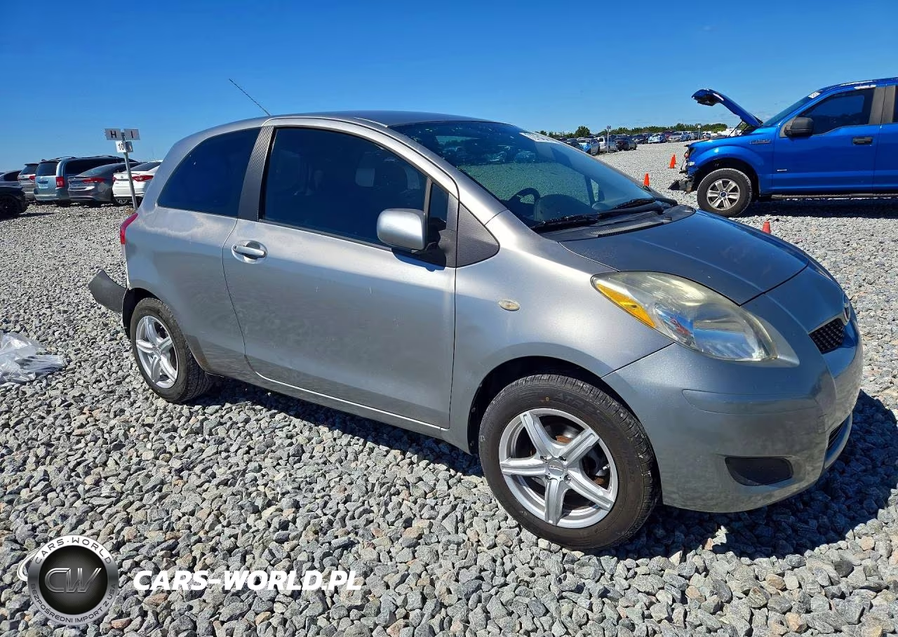 2010 Toyota Yaris Base VIN:JTDJT4K36A5304660 - 4