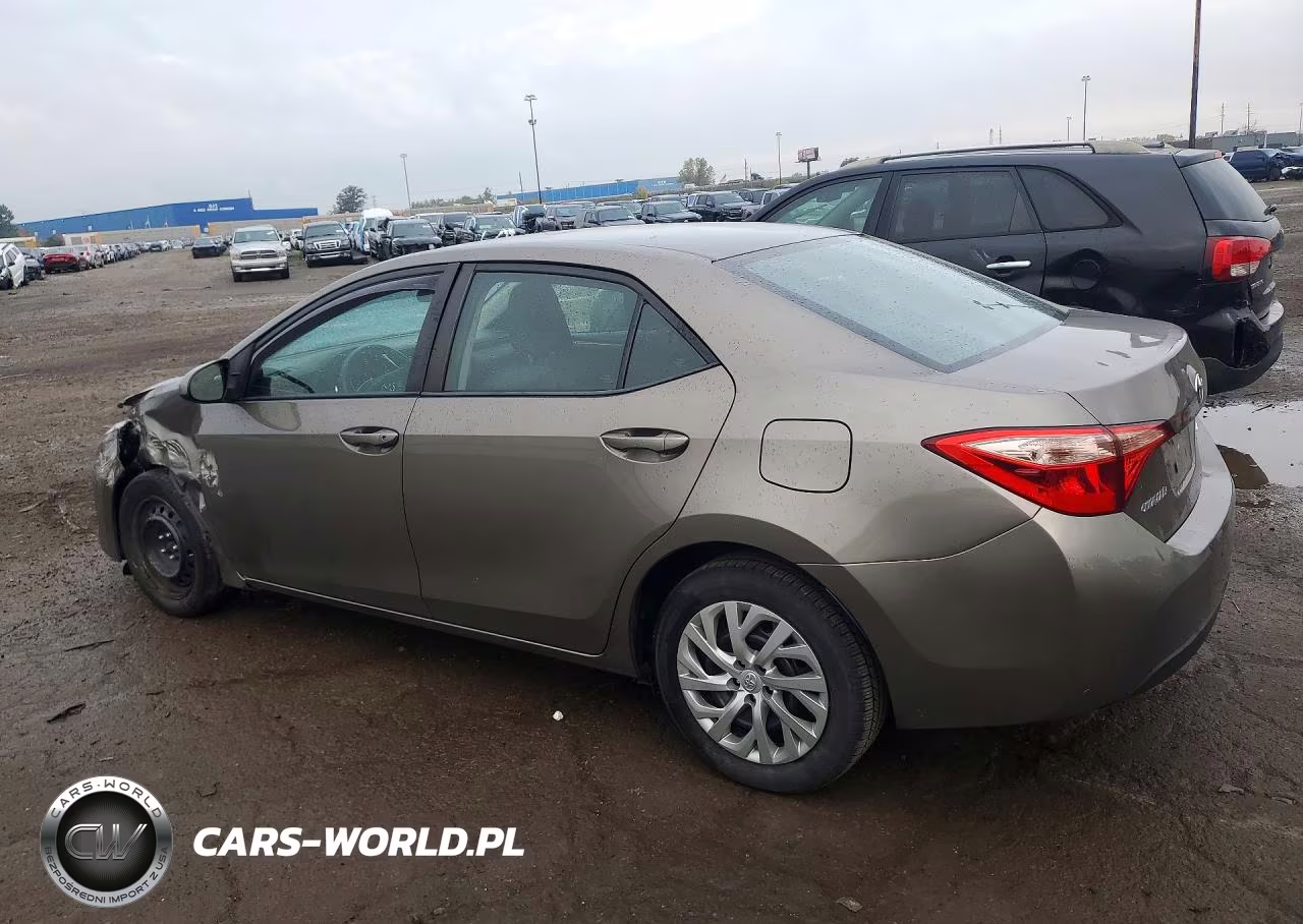 2018 Toyota Corolla Le VIN:2T1BURHE4JC072022 - 2