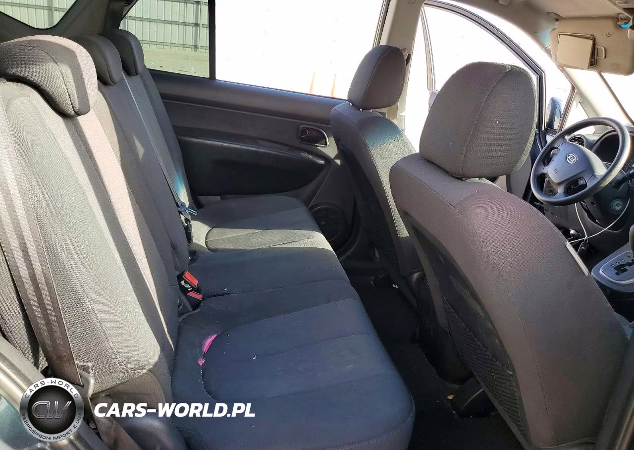 2009 Kia Rondo Base VIN:KNAFG528897252781 - 11