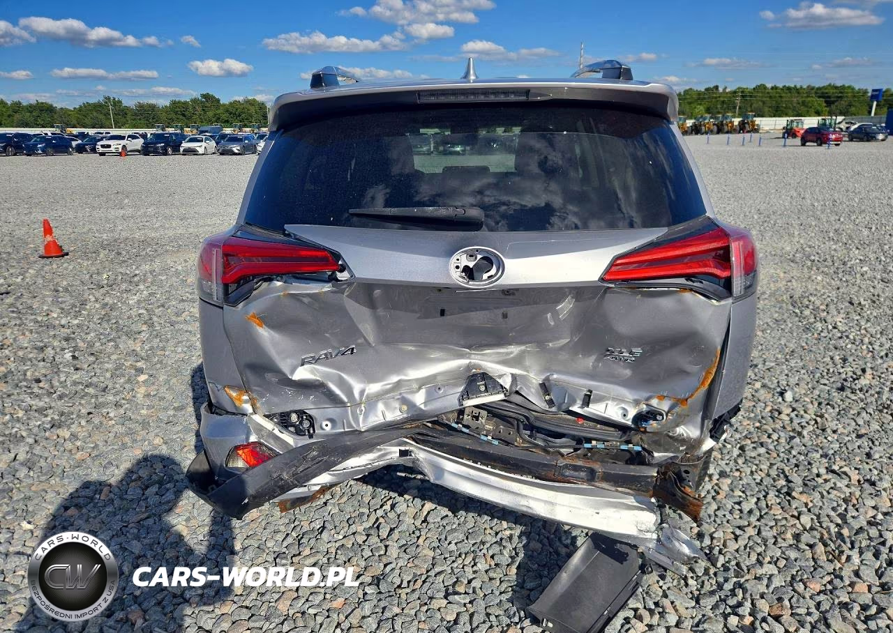 2017 Toyota Rav4 Xle VIN:2T3RFREV2HW562987 - 6