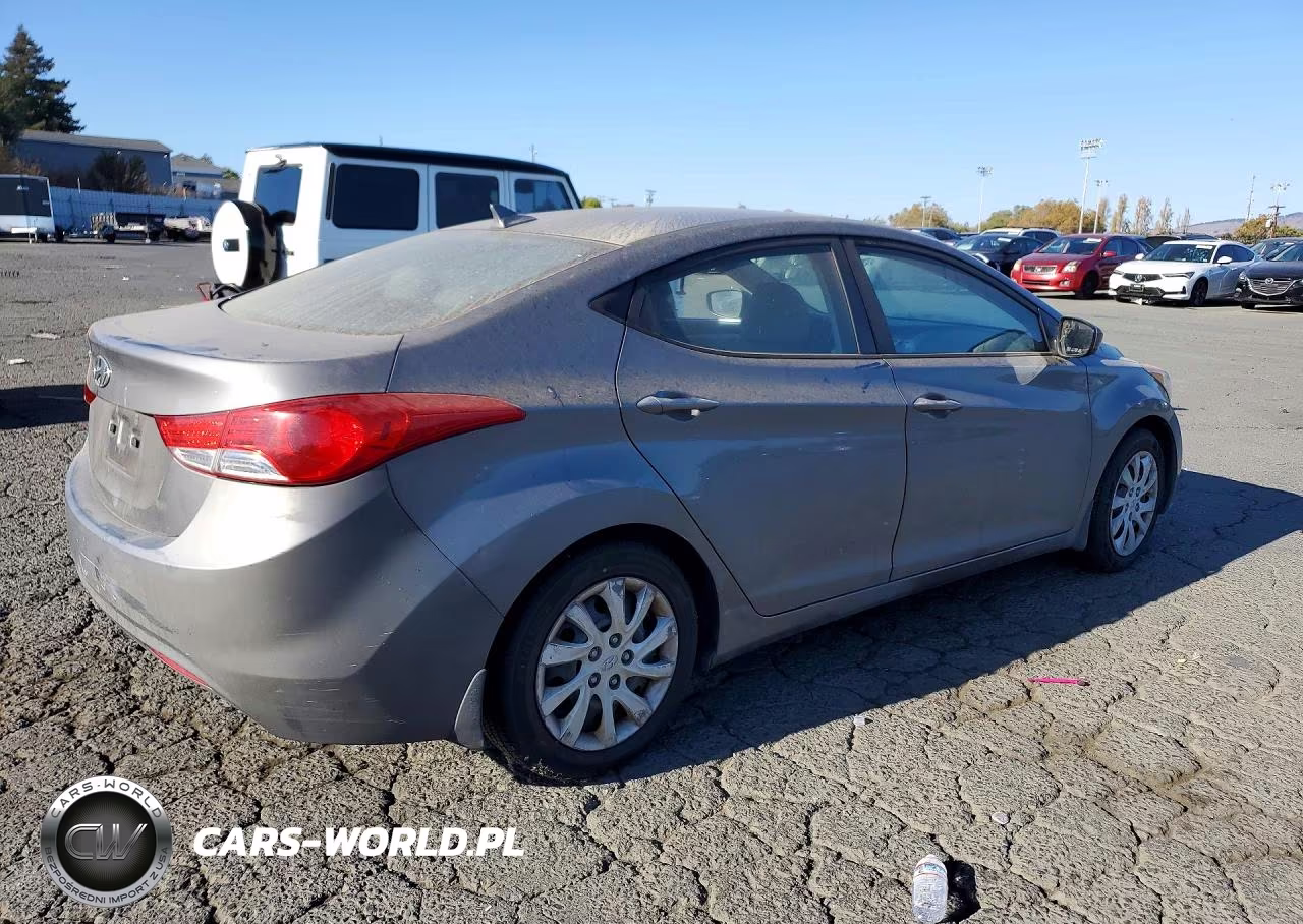 2013 Hyundai Elantra Gls VIN:5NPDH4AEXDH161640 - 3