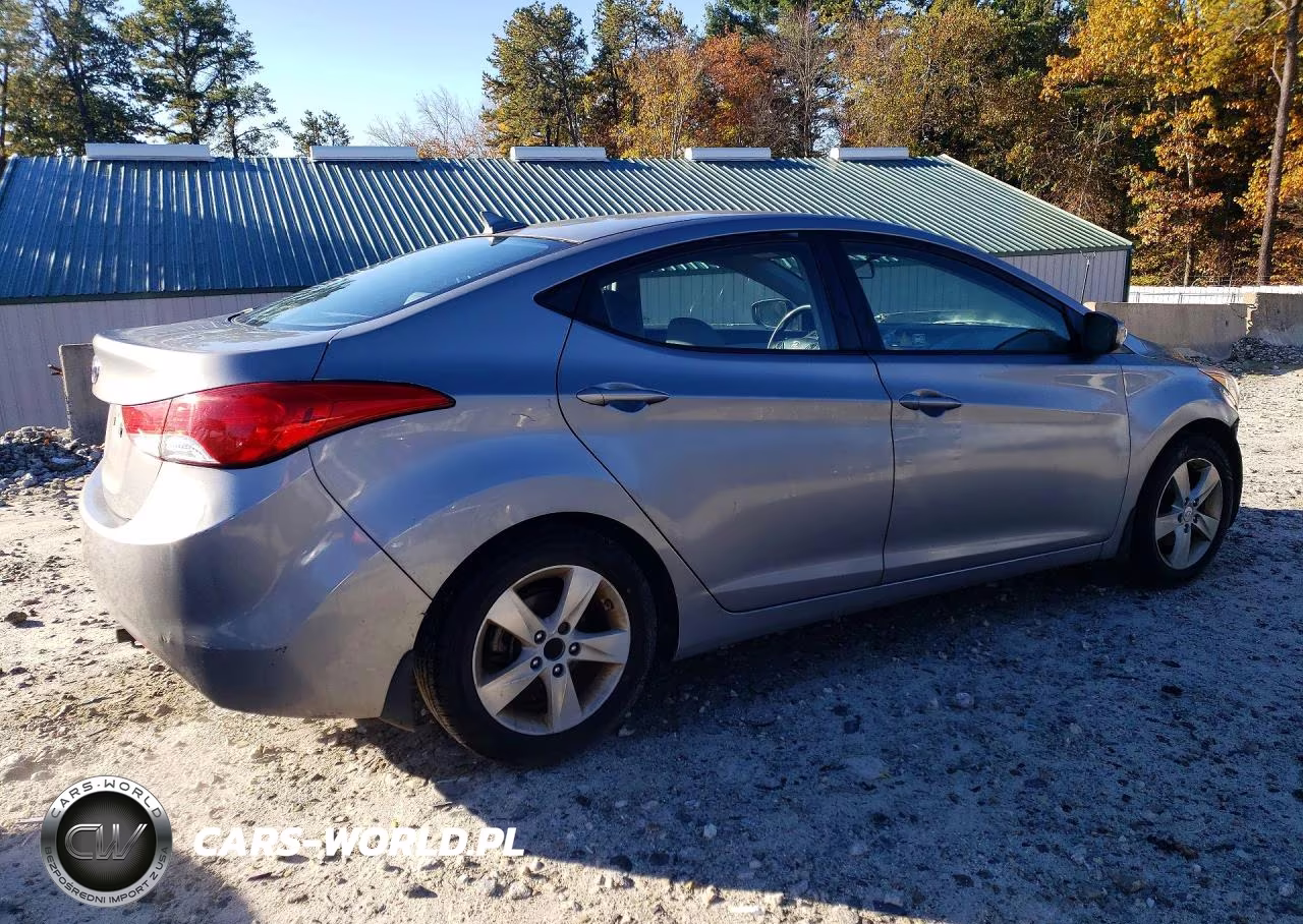 2013 Hyundai Elantra Gls VIN:KMHDH4AE6DU788255 - 3
