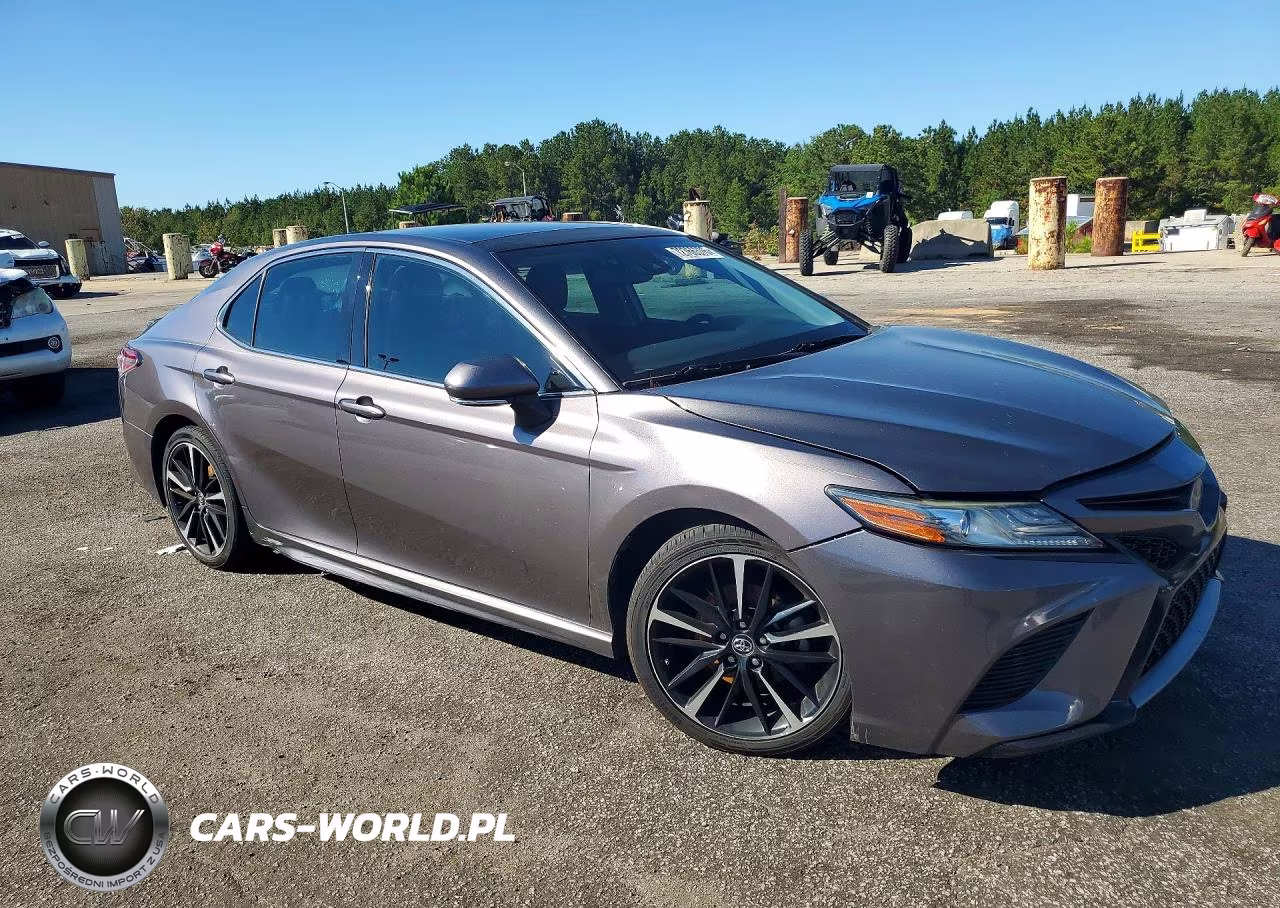 2019 Toyota Camry Xse VIN:4T1B61HK6KU737696 - 4