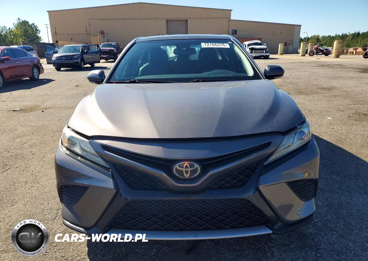 2019 Toyota Camry Xse VIN:4T1B61HK6KU737696 - 5