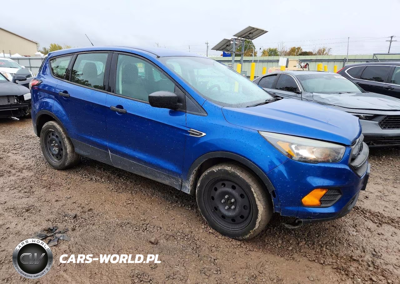 2018 Ford Escape S VIN:1FMCU0F73JUB41897 - 4