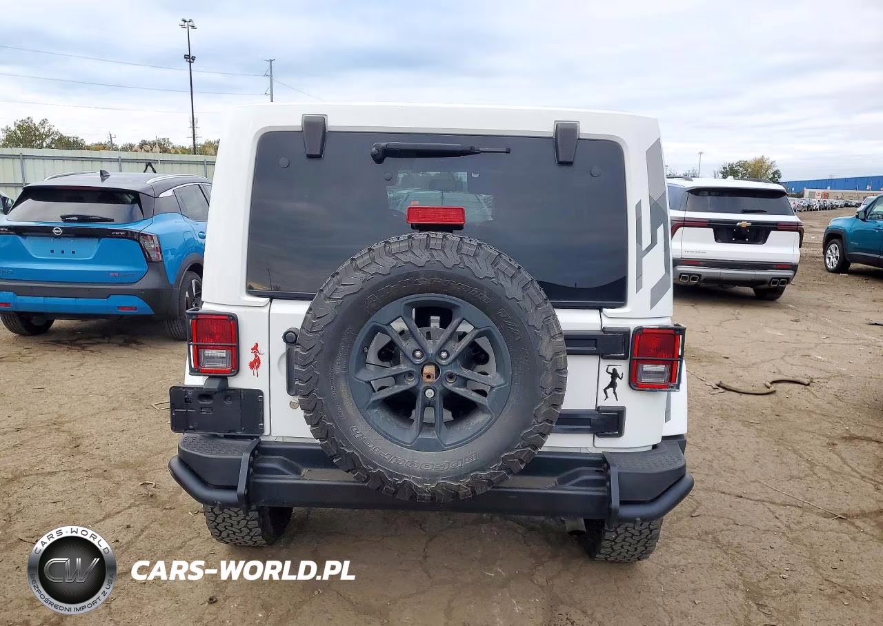 2017 Jeep Wrangler Unlimited Sahara VIN:1C4BJWEGXHL565915 - 6