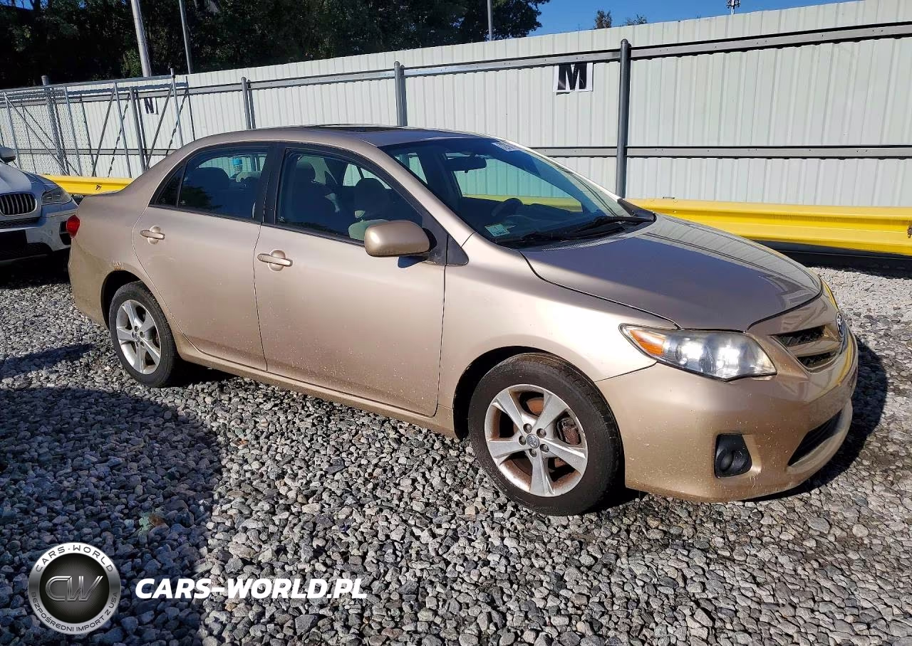 2012 Toyota Corolla Le VIN:2T1BU4EE7CC827674 - 4