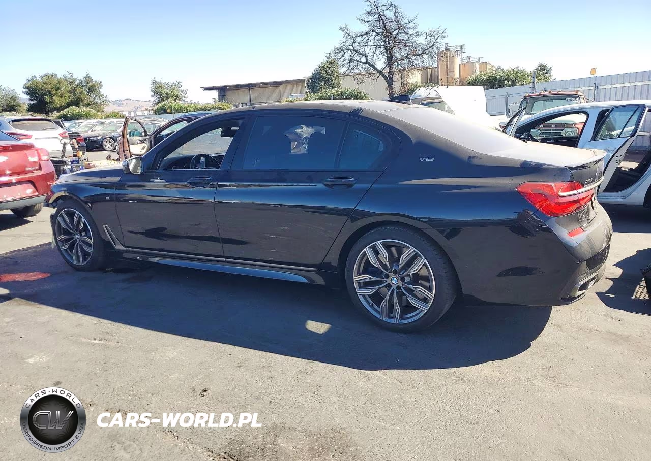 2019 BMW M760 Xi VIN:WBA7H6C52KG615075 - 2