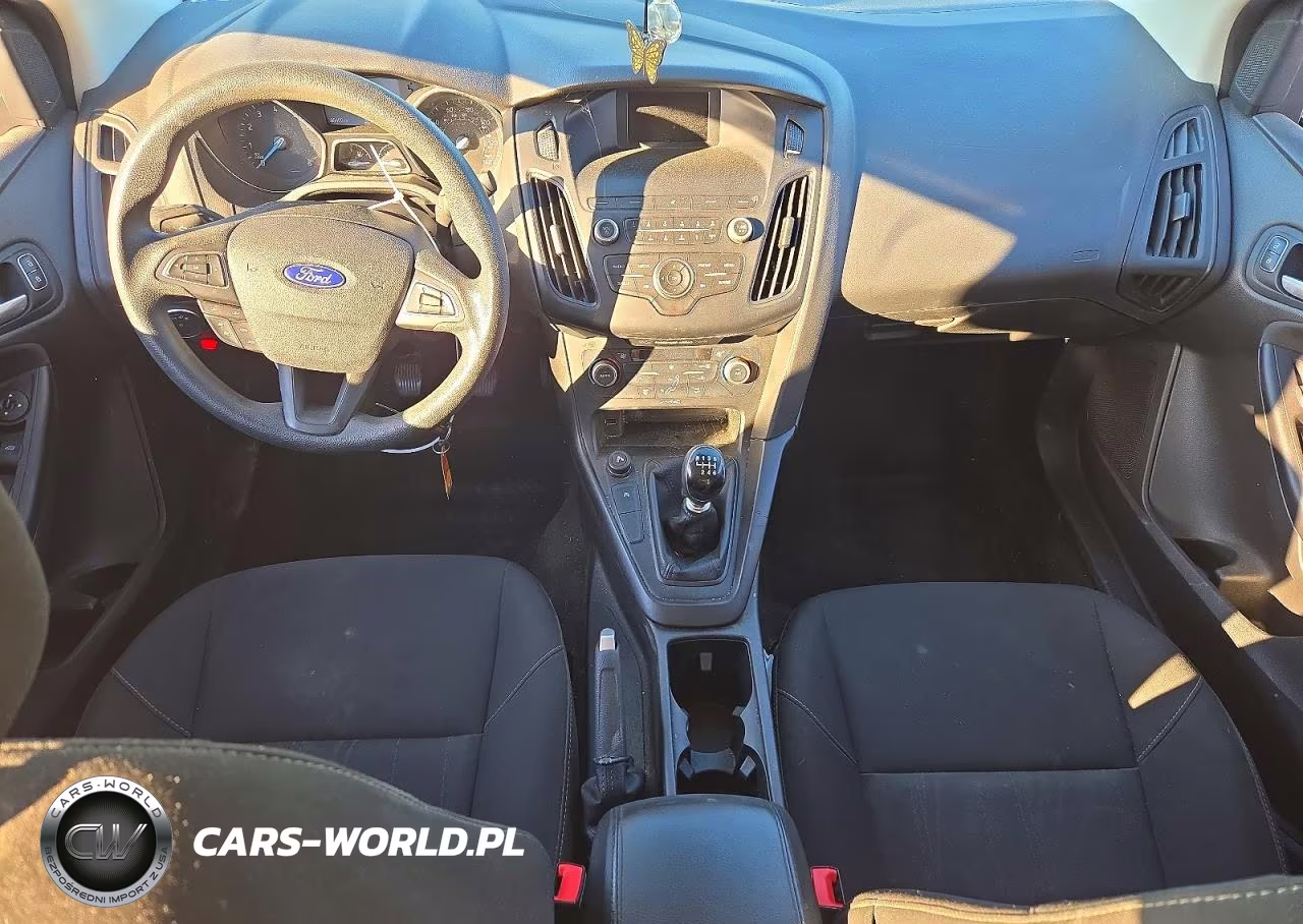 2018 Ford Focus Se VIN:1FADP3FE6JL284354 - 8