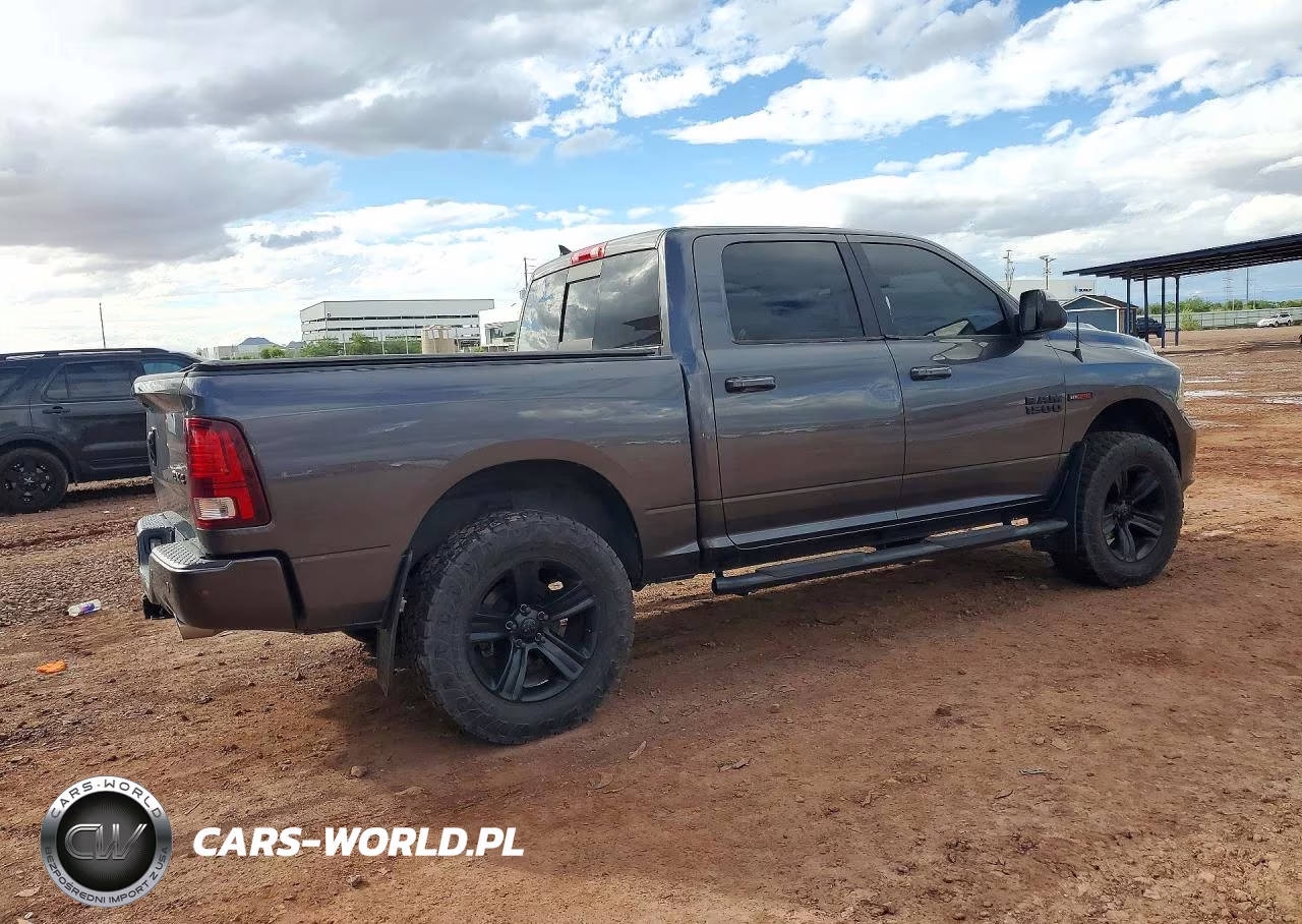 2018 Ram 1500 Sport VIN:1C6RR7MM0JS279496 - 3