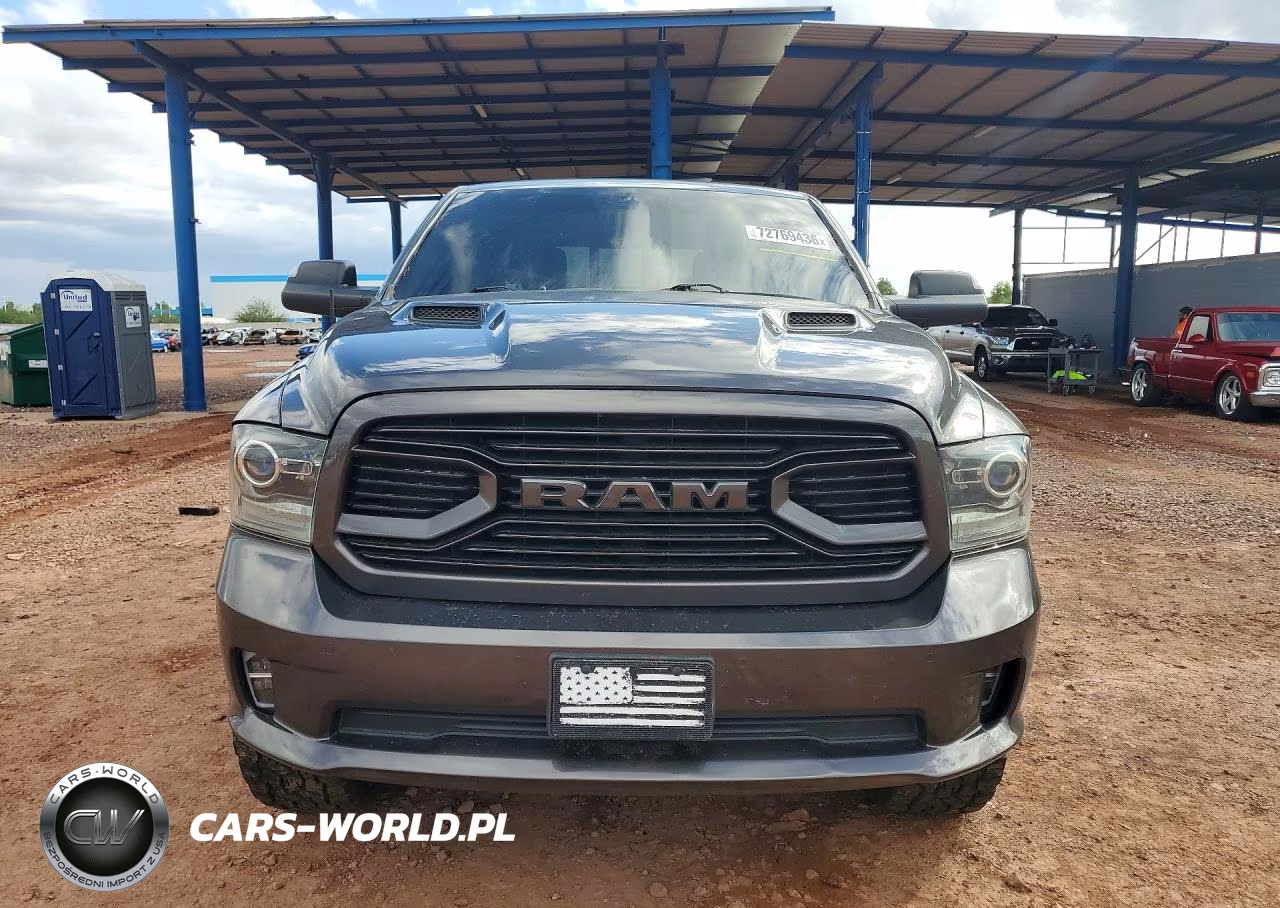 2018 Ram 1500 Sport VIN:1C6RR7MM0JS279496 - 5