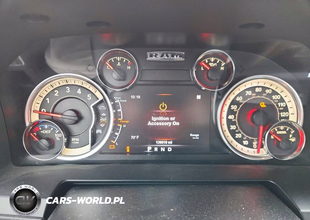 2018 Ram 1500 Sport VIN:1C6RR7MM0JS279496 - 9
