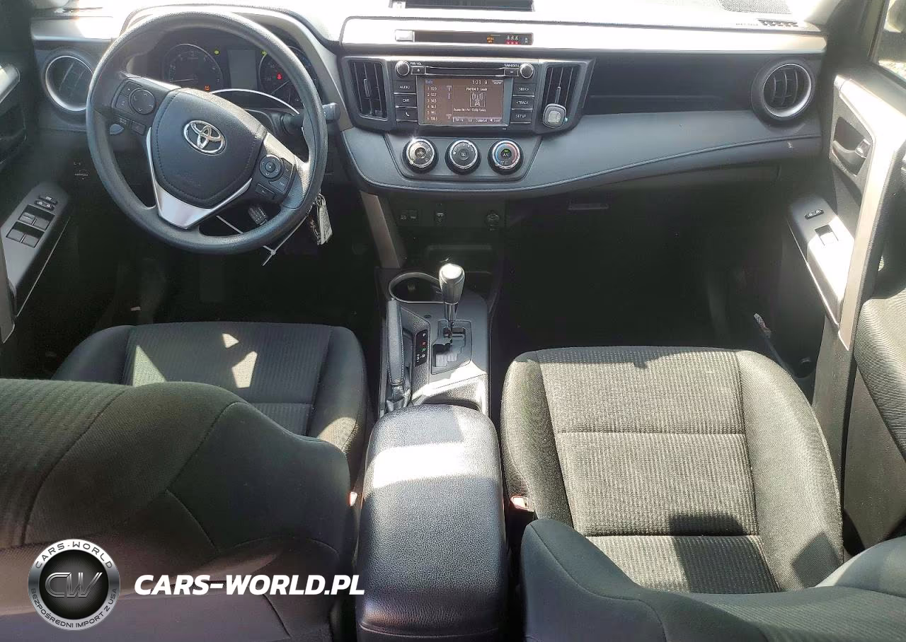 2018 Toyota Rav4 Le VIN:2T3ZFREV9JW447826 - 8