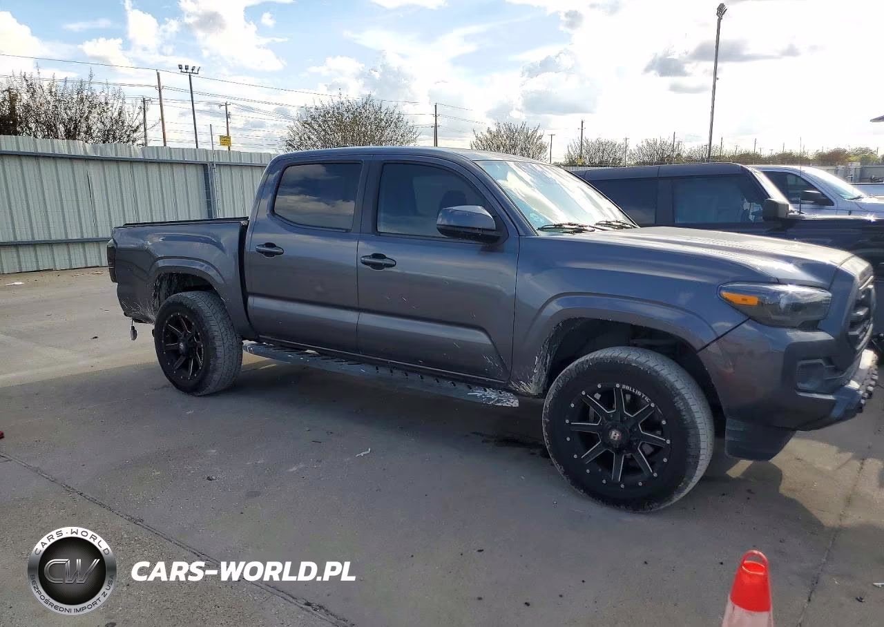 2018 Toyota Tacoma Sr VIN:5TFAX5GNXJX111596 - 4