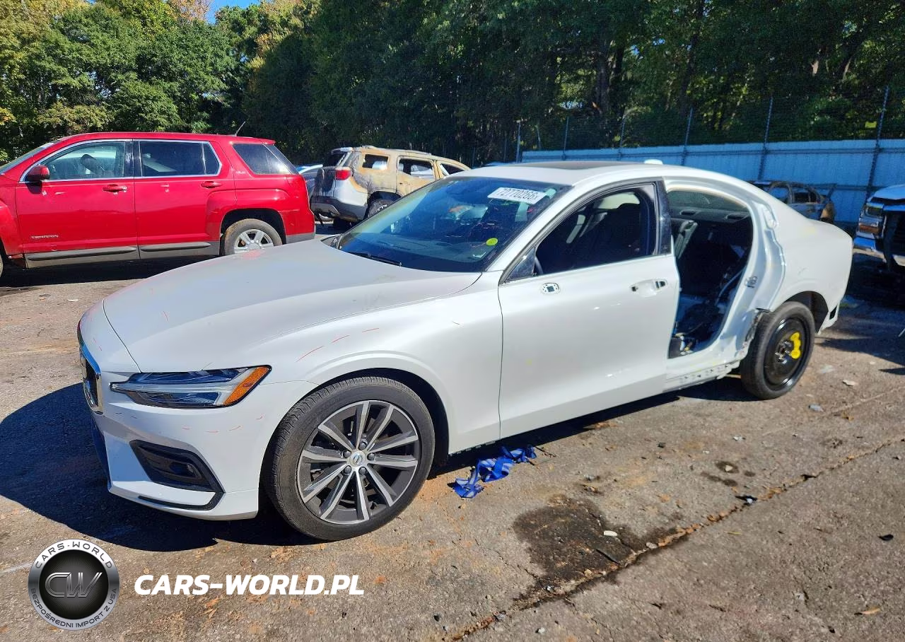 2021 Volvo S60 T5 Momentum VIN:7JR102FK1MG081775 - 1