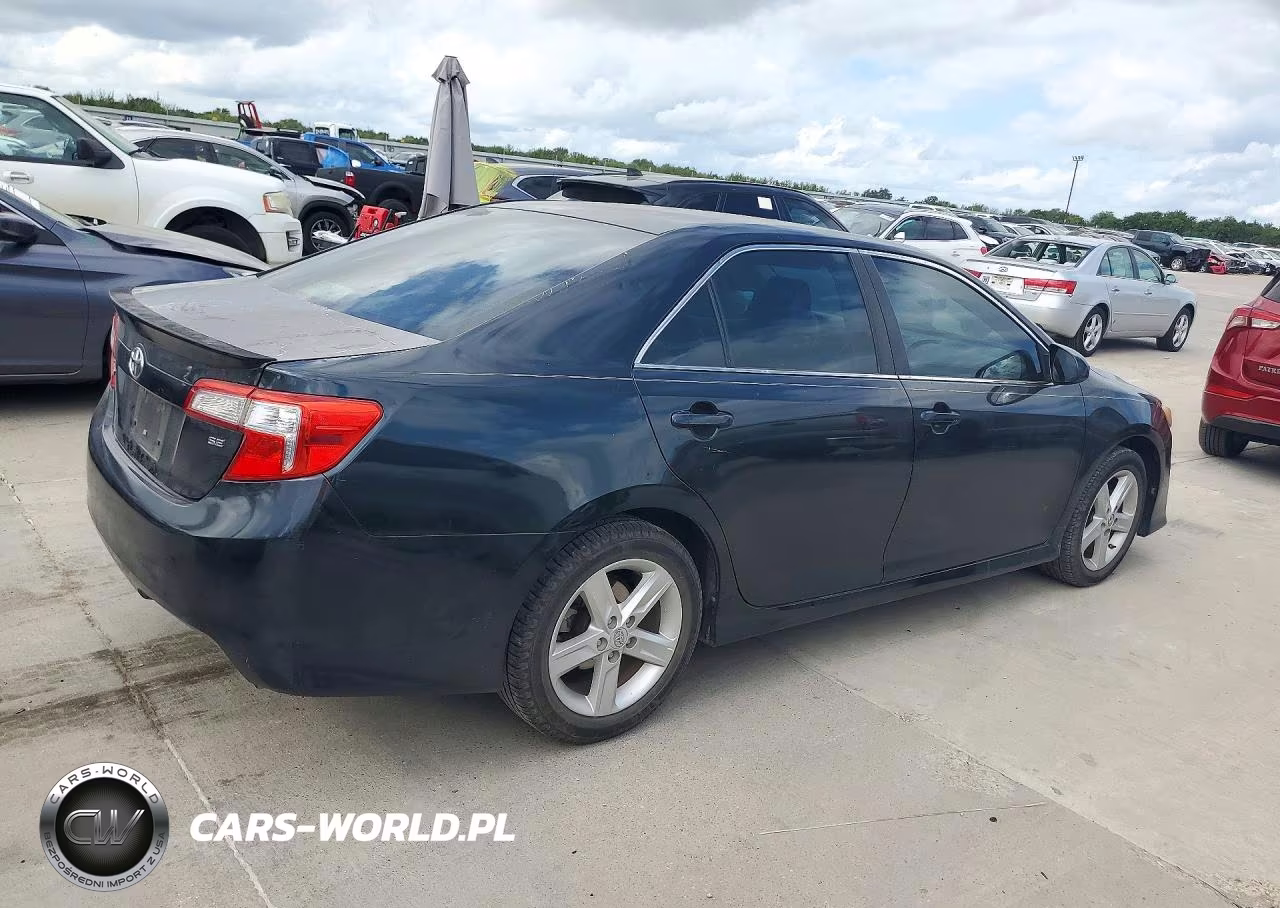 2014 Toyota Camry Se VIN:4T1BF1FK7EU387552 - 3
