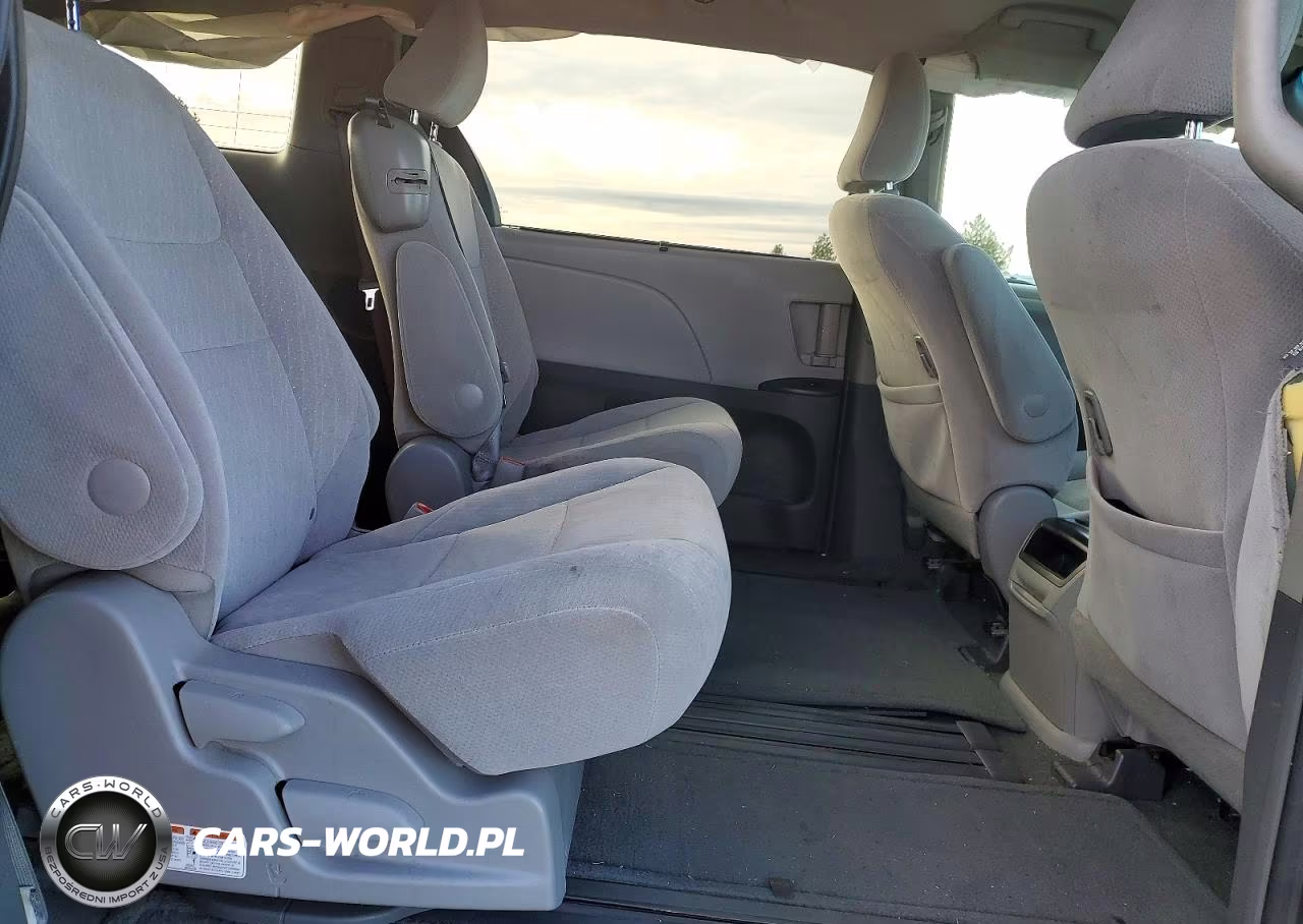 2017 Toyota Sienna Le VIN:5TDKZ3DC0HS833343 - 11