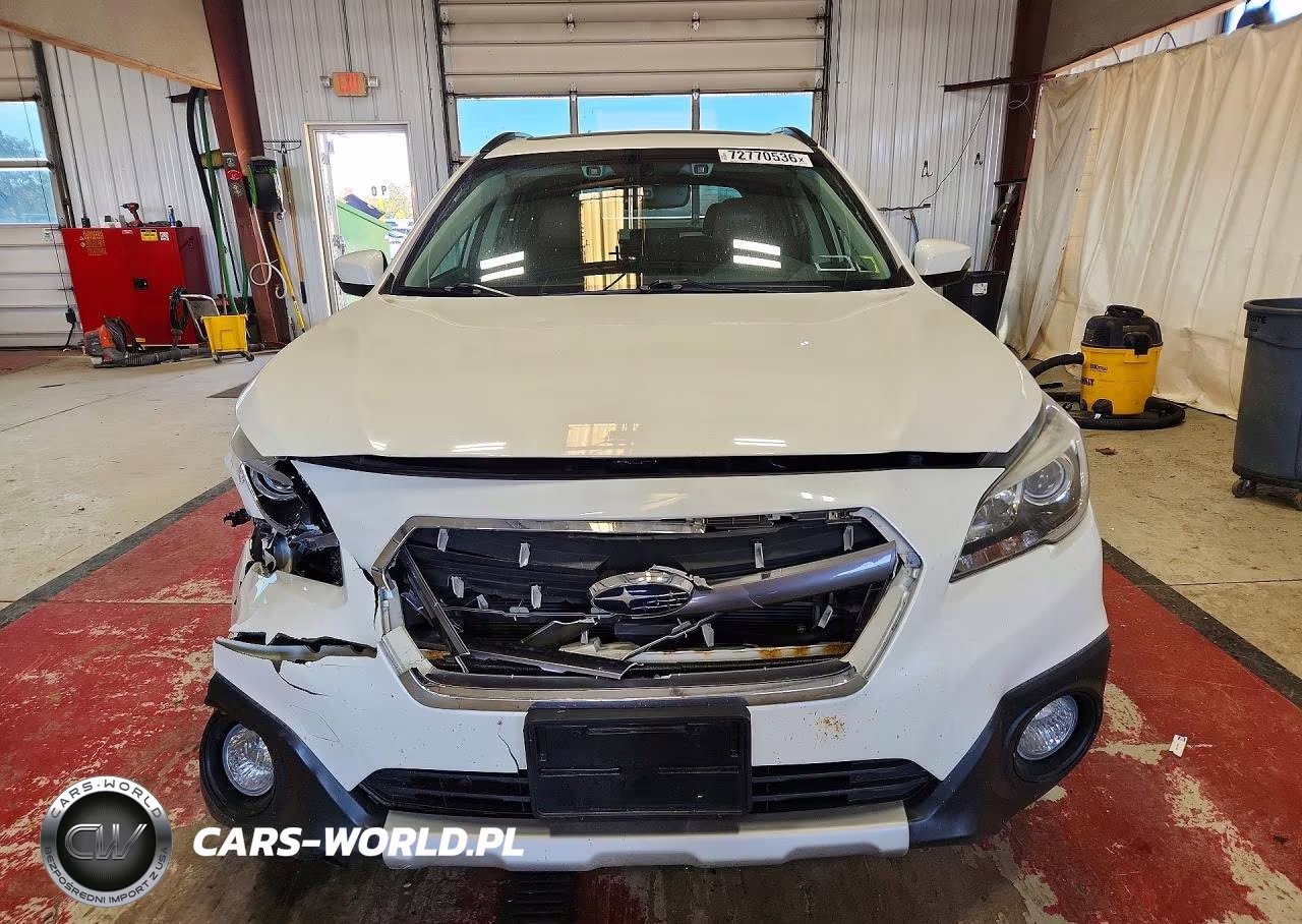 2017 Subaru Outback Touring VIN:4S4BSETC9H3440214 - 5
