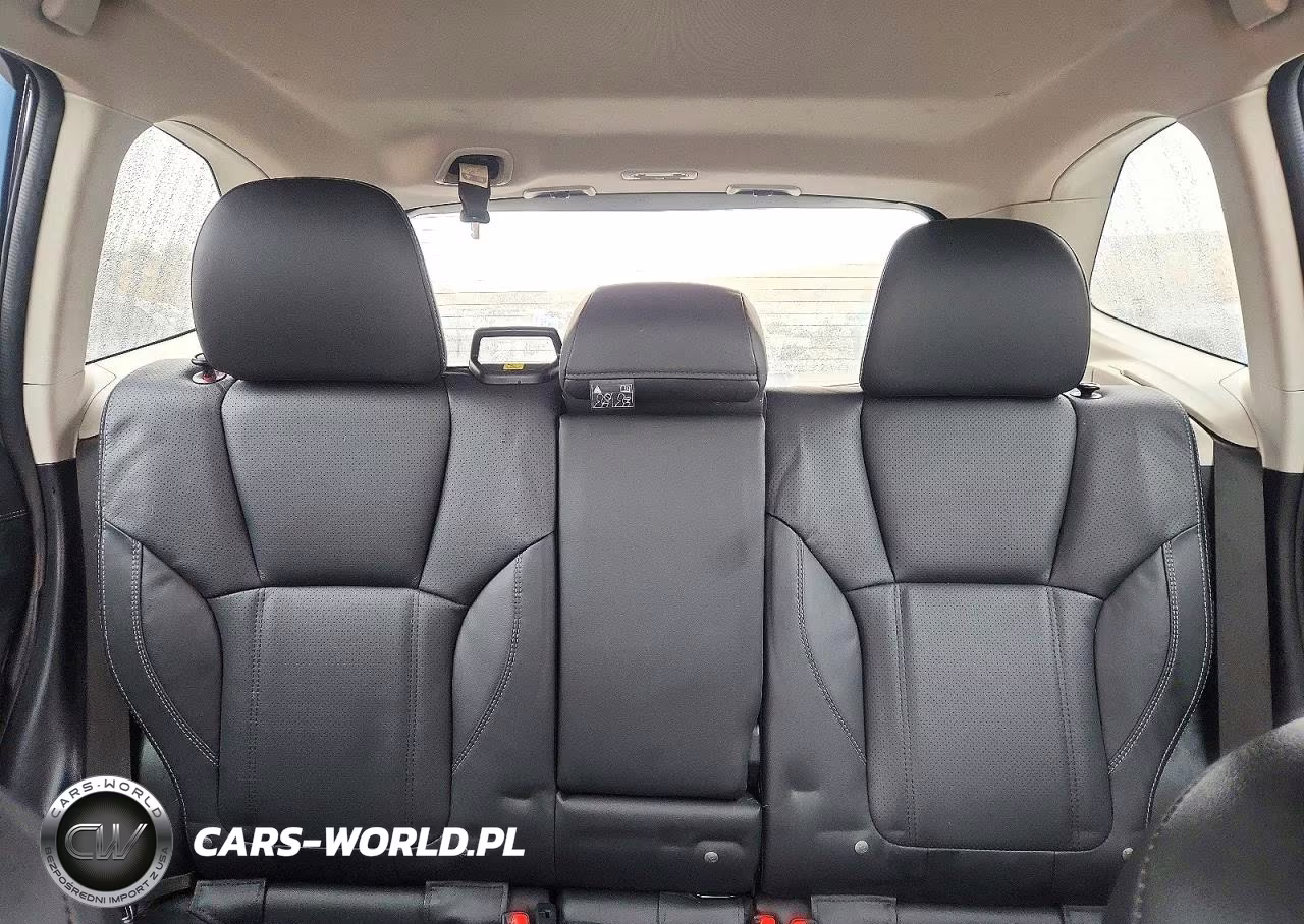 2022 Subaru Forester Touring VIN:JF2SKARC2NH439524 - 10