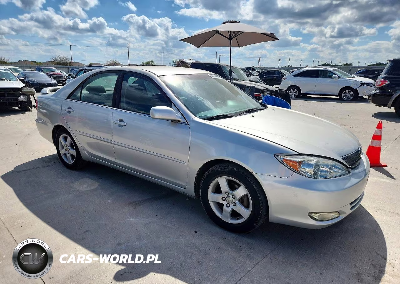 2002 Toyota Camry Se VIN:4T1BE30K72U079638 - 4